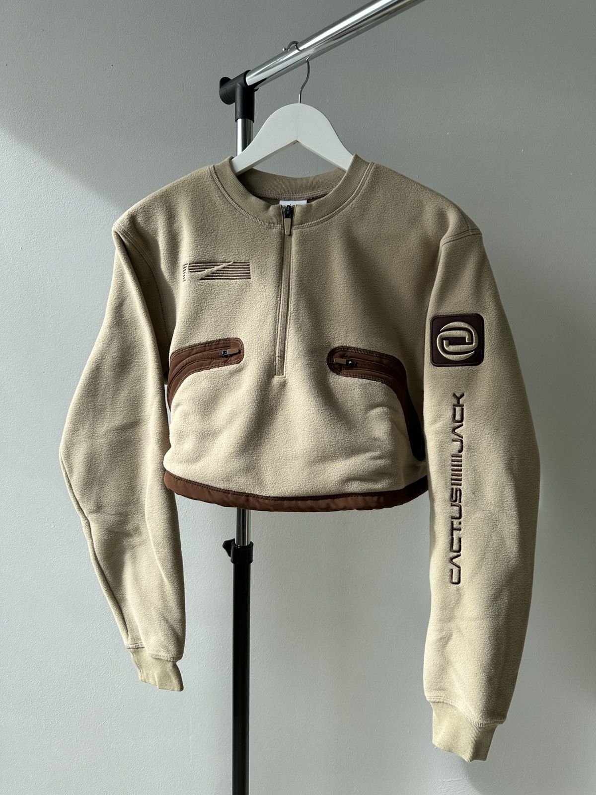 Nike × Travis Scott Nike x Travis Scott NRG Cactus Corp Pullover Cropped Top Size M / US 6-8 / IT 42-44 - 8 Thumbnail