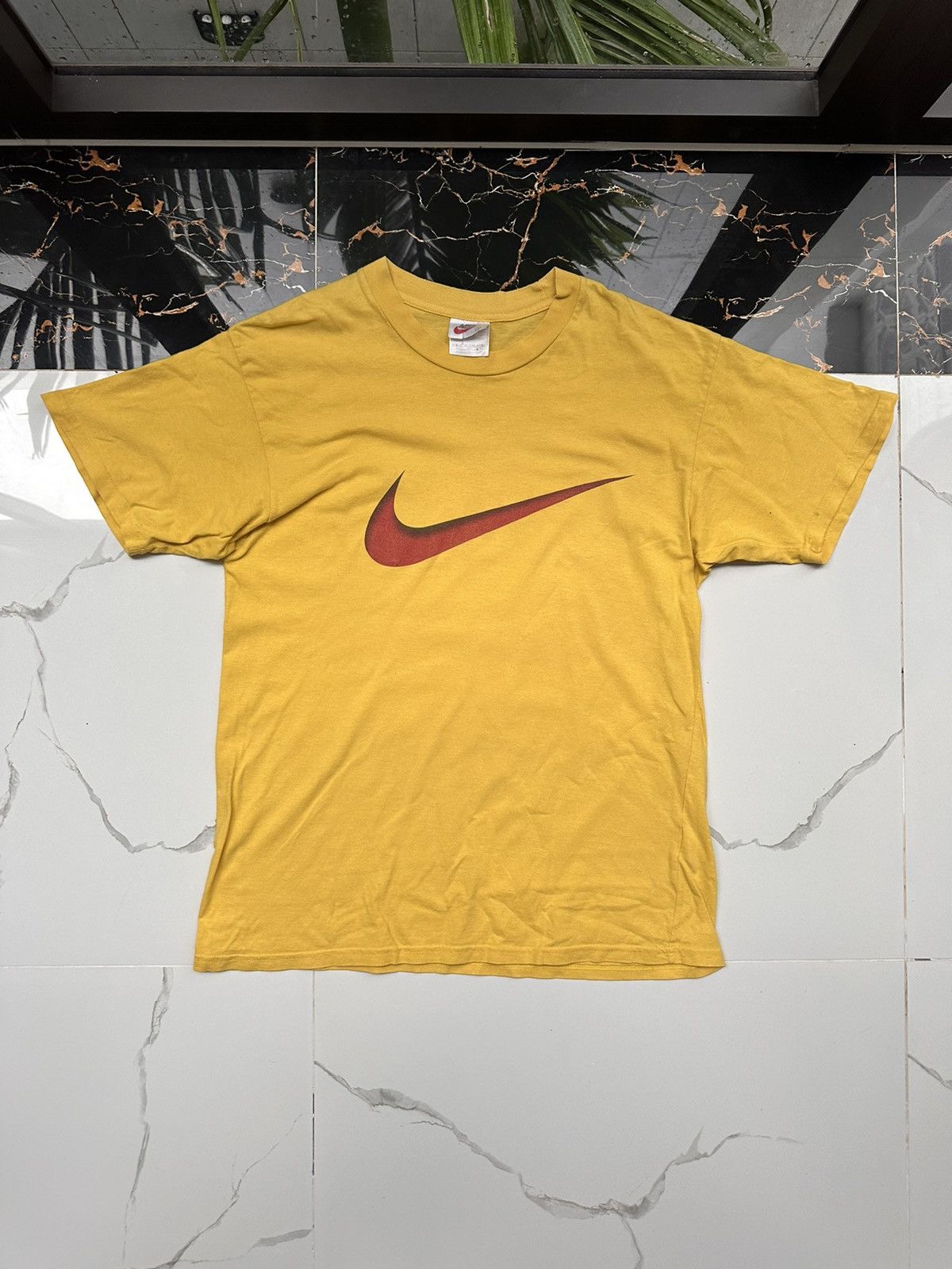 Nike × Vintage 90s NIKE VINTAGE BIG SWOOSH STREETWEAR T-SHIRT Size US S / EU 44-46 / 1 - 2 Thumbnail