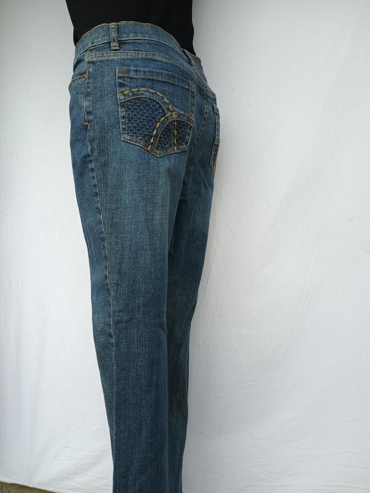 Designer Liz Claiborne Slim Bootcut Jeans - Stylish and Comfortable Size 30" / US 8 / IT 44 - 3 Thumbnail