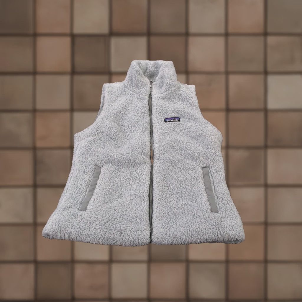 Patagonia Patagonia Vest Womens M Blue Fleece Windbreaker Zip Pockets Logo Outdoor 90s? (If applicable) Size M / US 6-8 / IT 42-44 - 1 Thumbnail