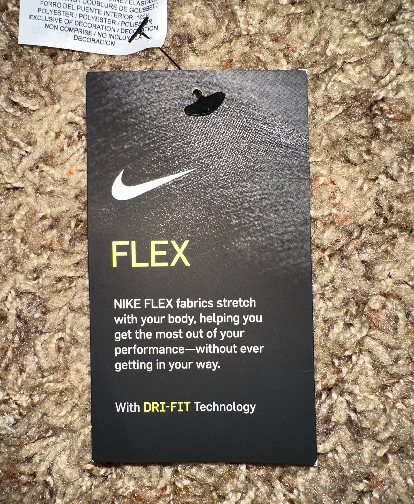 Nike Nike Women's Flex Pure White Short Size 26" / US 2 / IT 38 - 9 Thumbnail