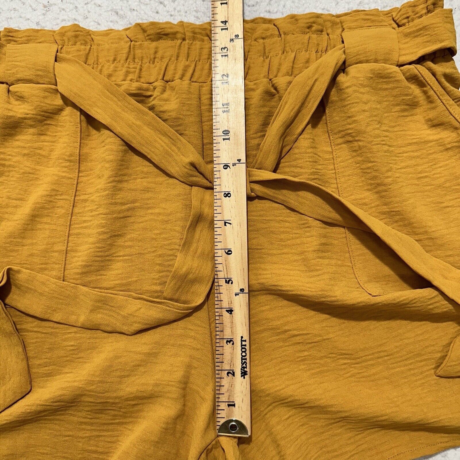 Other Retrology XL Medallion Gold Yellow Paperbag Shorts 5" Inseam Size 40" / US 18 - 10 Thumbnail