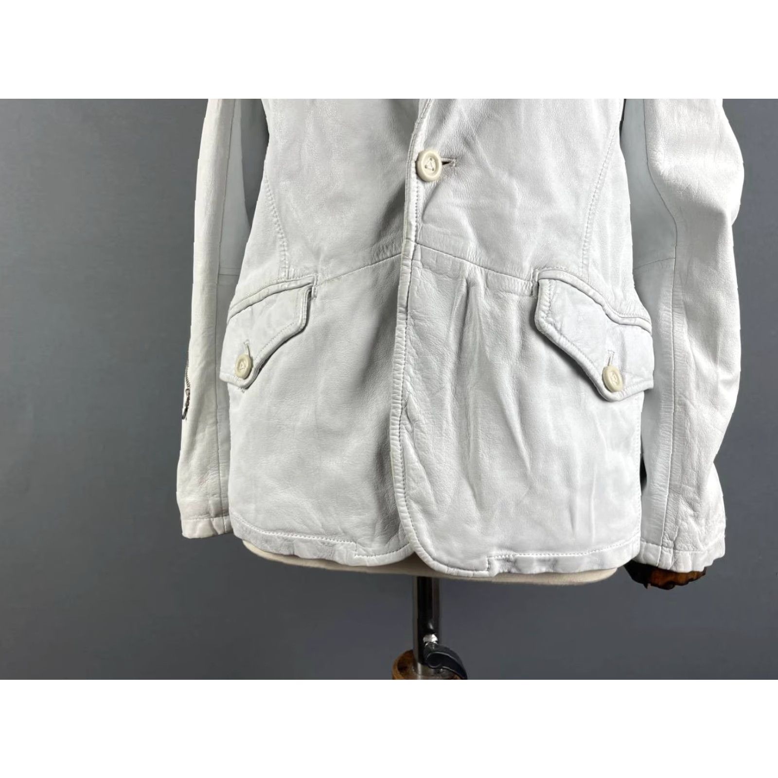 Diesel Diesel Blazer Jacket Womens S White Leather Long Sleeve Button Dressy Casual 90s Modern Womens Size S / US 4 / IT 40 - 5 Thumbnail