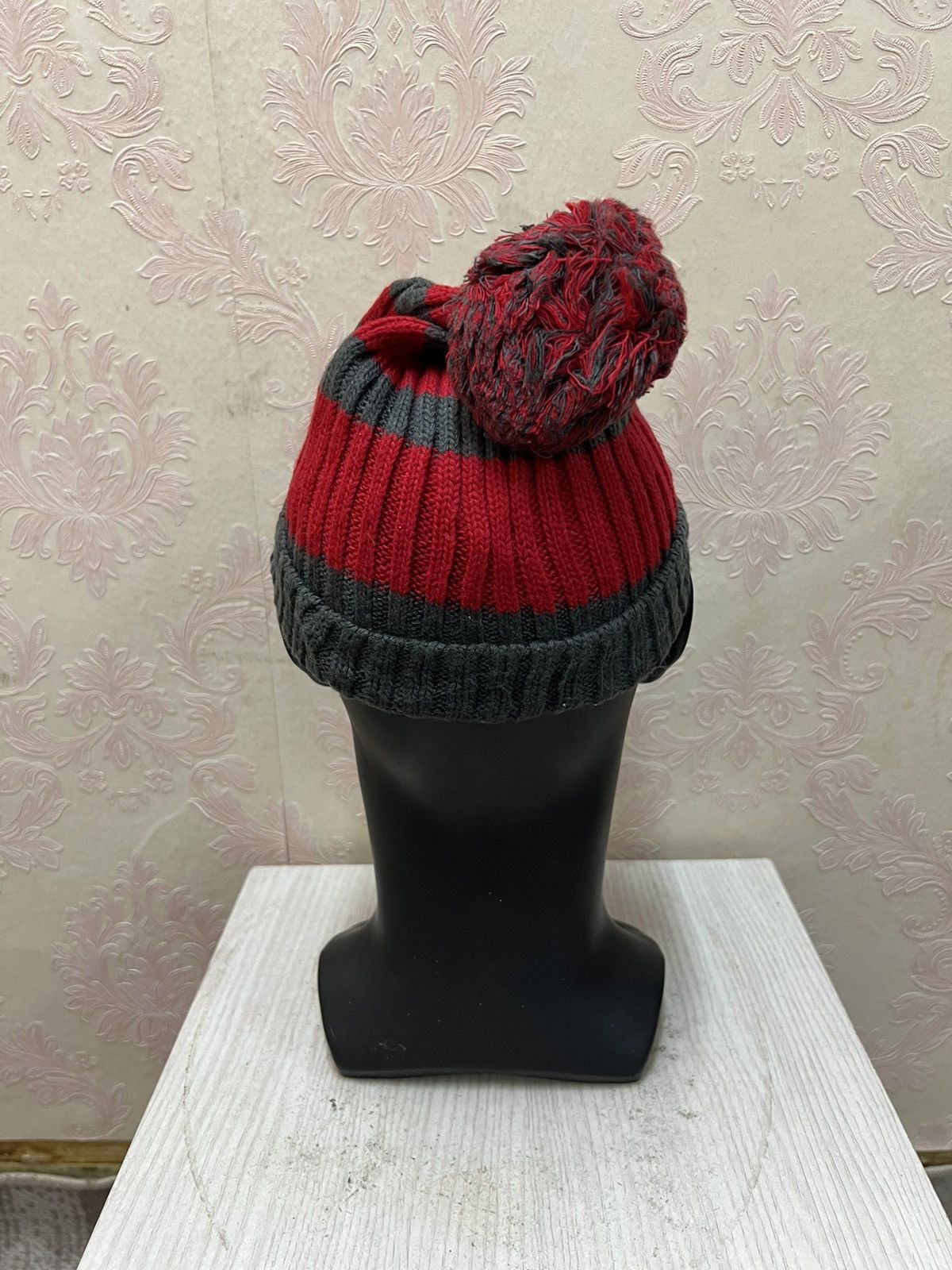 The North Face Vintage The North Face Striped Design Crochet Beanie Hats Size ONE SIZE - 5 Thumbnail