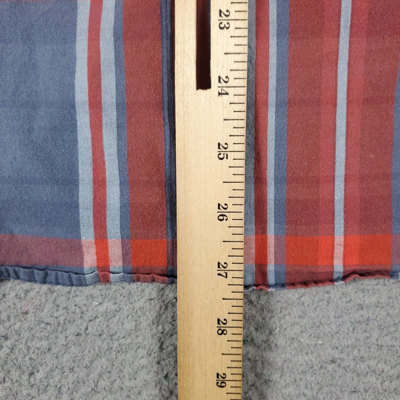 Vintage Columbia Shirt Mens Size Medium Gray Red Plaid Button Up Short Sleeve Size US M / EU 48-50 / 2 - 6 Thumbnail
