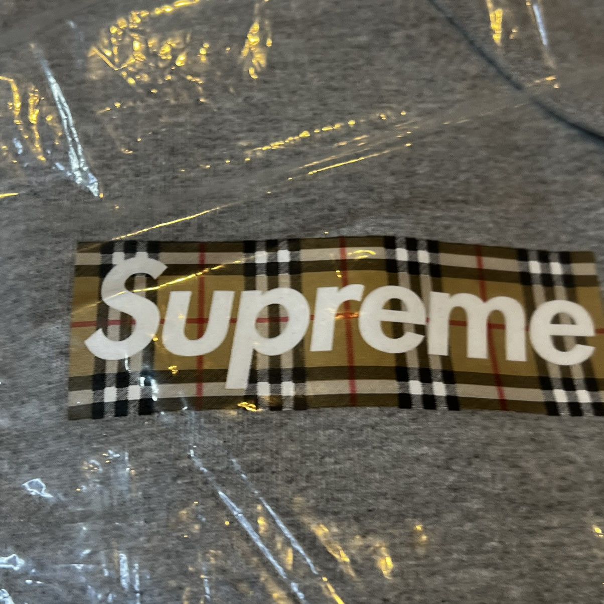 Supreme Supreme x Burberry Box Logo Hoodie Size US XL / EU 56 / 4 - 8 Thumbnail