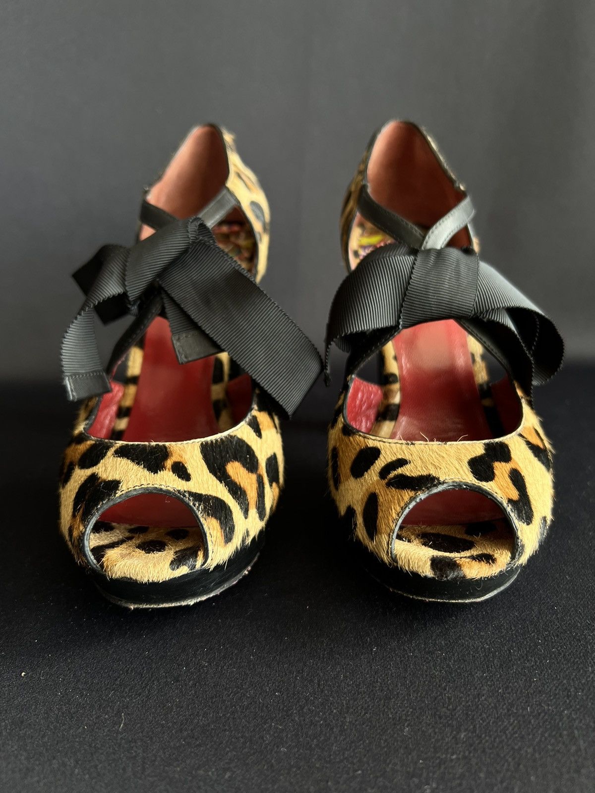 Kenzo KENZO Pony Fur Heels Shoes Beige / Black Size US 7 EU 37 1/2 Size US 7 / IT 37 - 2 Thumbnail