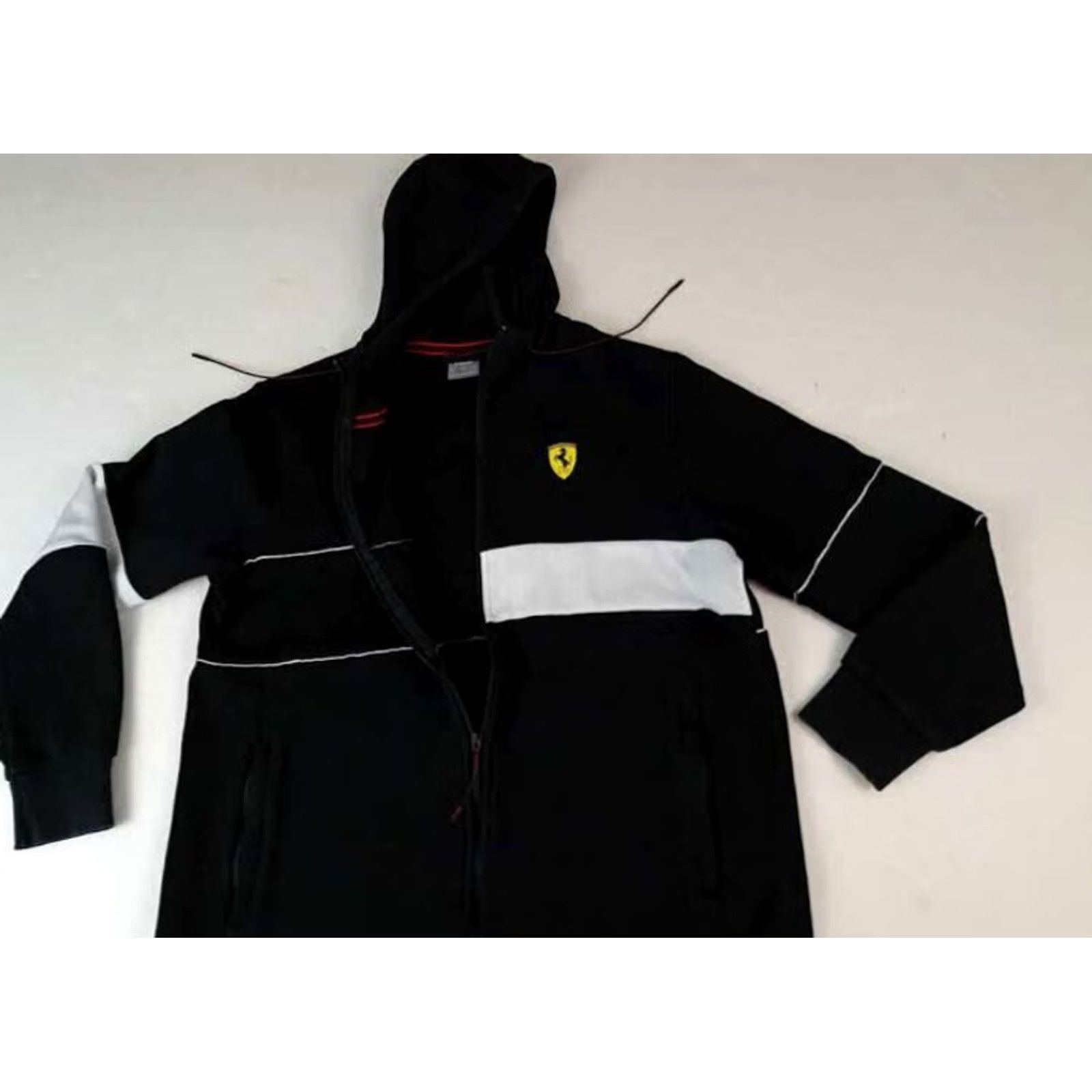 Puma VINTAGE PUMA Ferrari Sweatshirt Hoodie Woman Zip Up Black M Long Sleeve Regular Fit Size M / US 6-8 / IT 42-44 - 4 Thumbnail