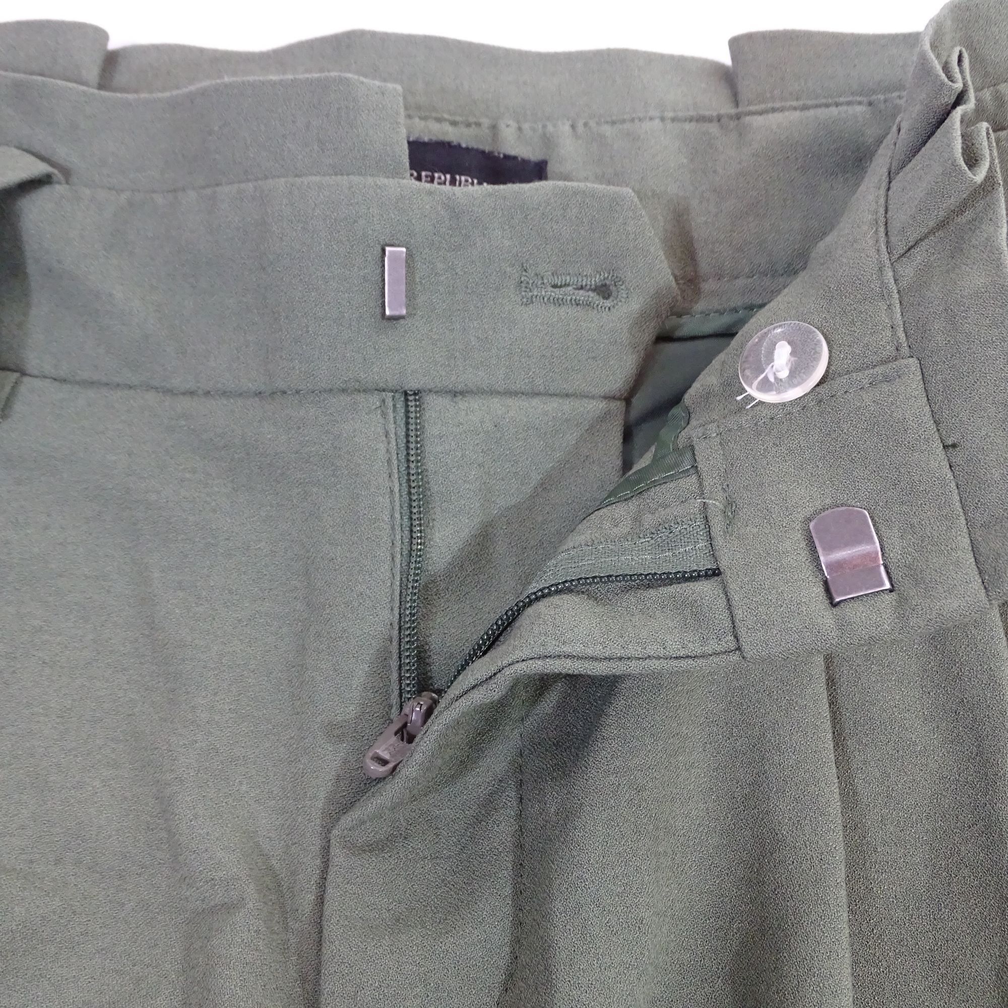 Banana Republic Banana Republic Green High Waisted Belted Pleated Size 4 Size 27" / US 4 / IT 40 - 3 Thumbnail