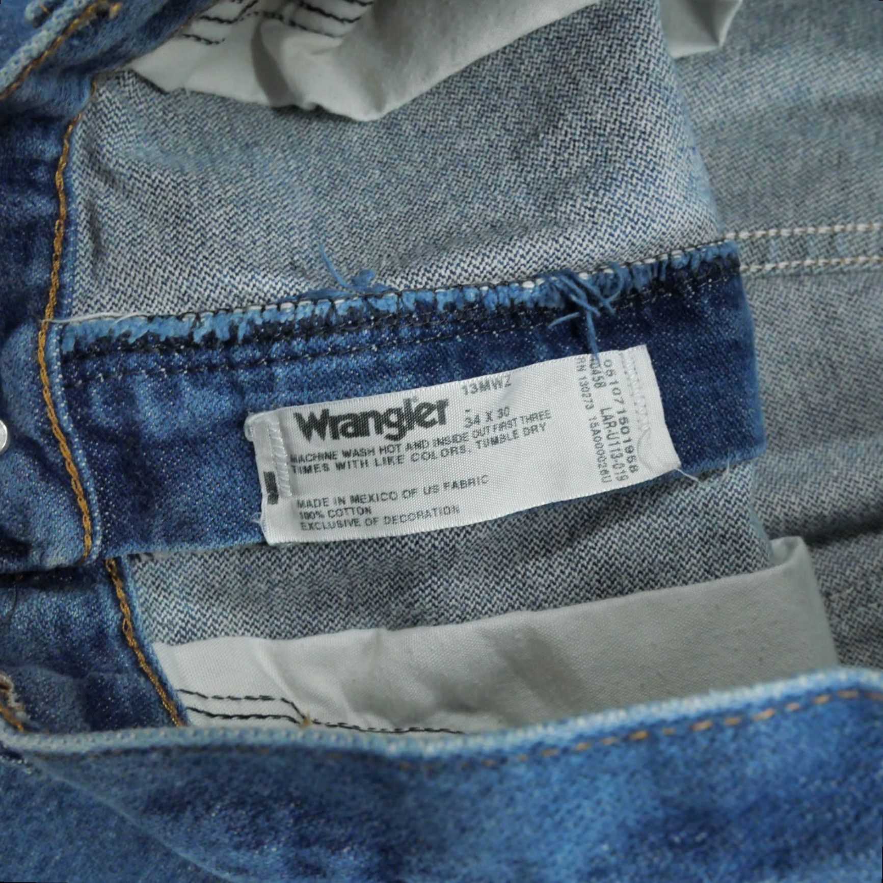 Wrangler VINTAGE Wrangler Jeans Mens 38x30 Blue Denim Pants Cowboy 13MWZ GK Straight Jeans Mens Blue 13MWZ Cowboy Theme Pockets Size US 36 / EU 52 - 4 Thumbnail