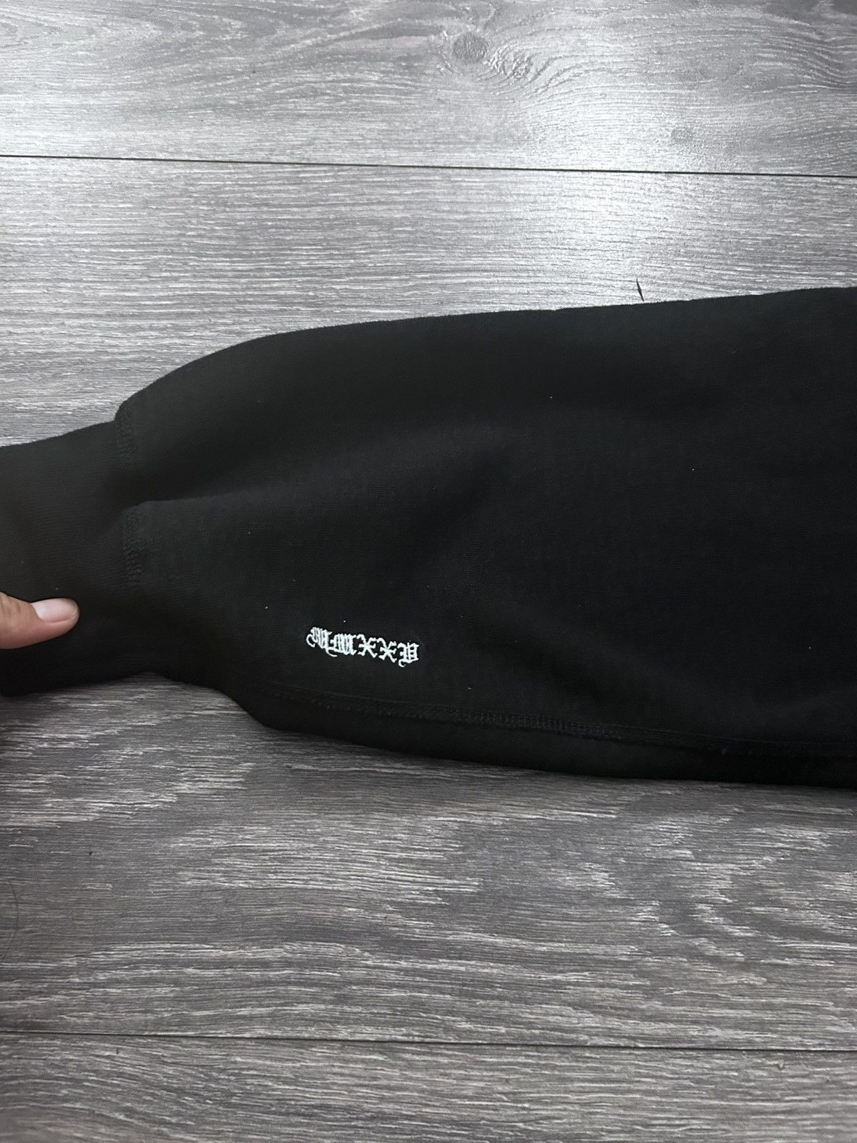 Supreme Supreme Black Box Logo FW25 Size US M / EU 48-50 / 2 - 7 Thumbnail