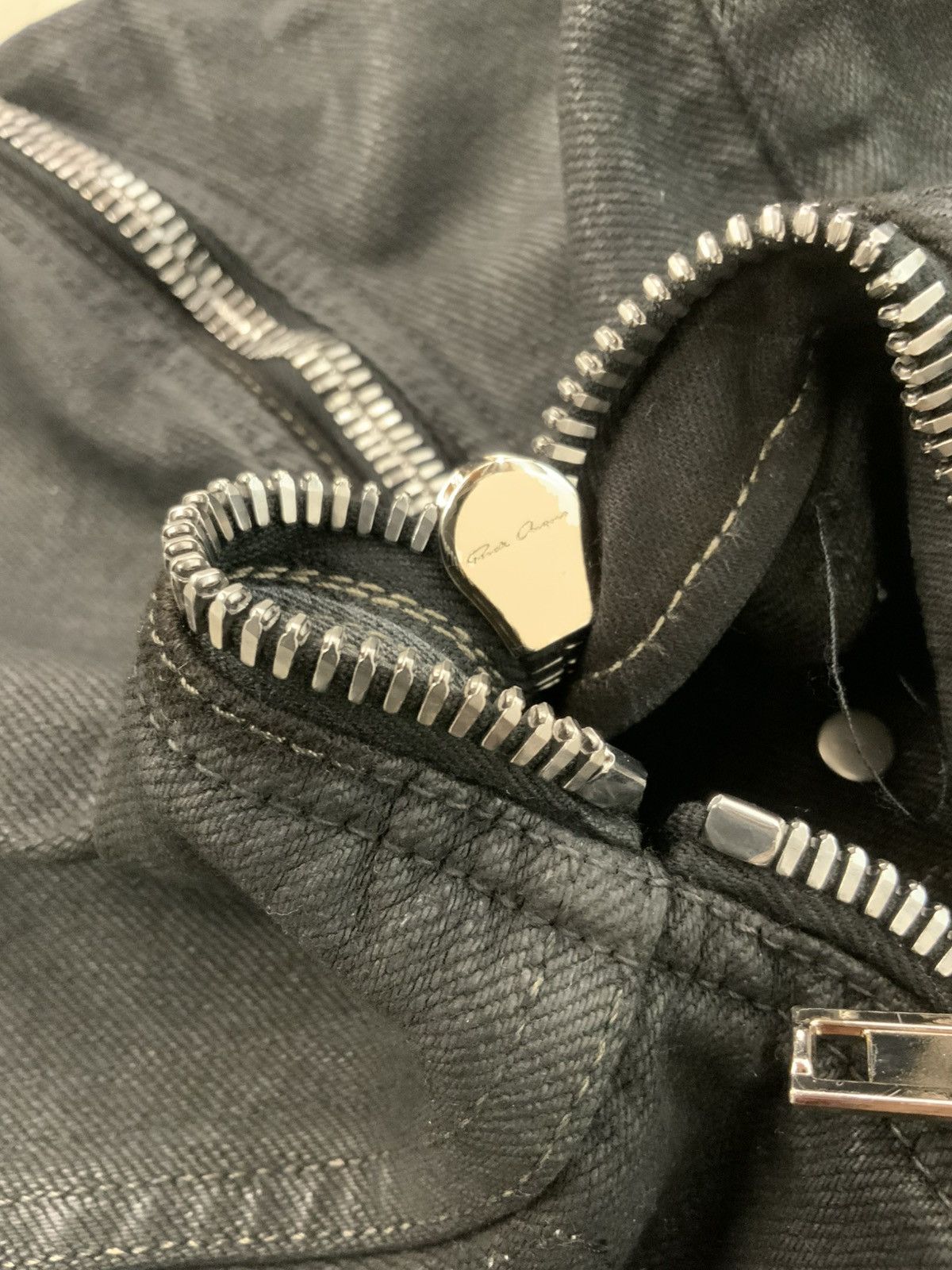 Rick Owens RICK OWENS MAINLINE SS24 LIDO WAXED BANANA DENIM JEANS PANTS Size US 30 / EU 46 - 5 Thumbnail