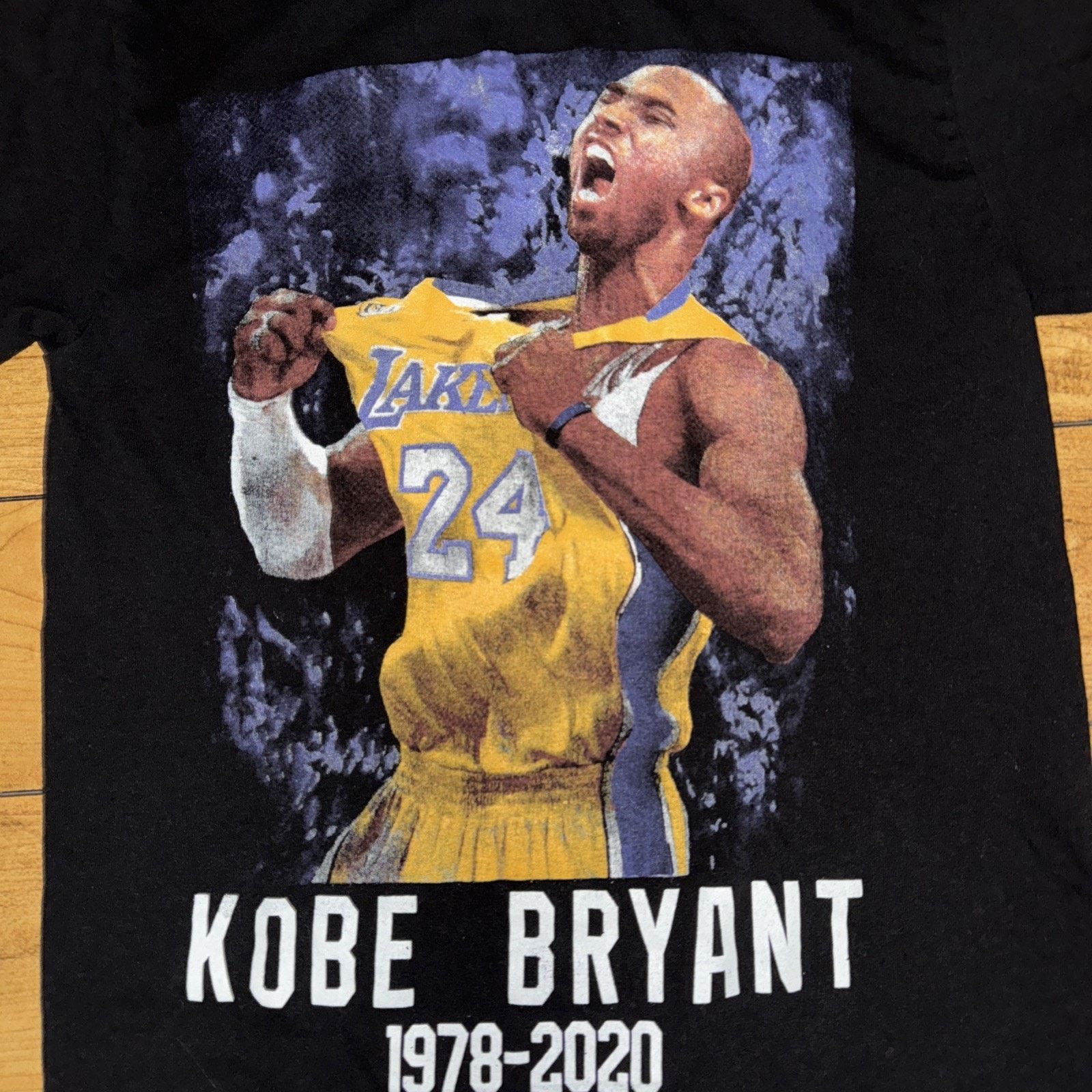 Vintage Kobe Bryant Memorial T-Shirt Black Small 17x25 Size US S / EU 44-46 / 1 - 2 Thumbnail