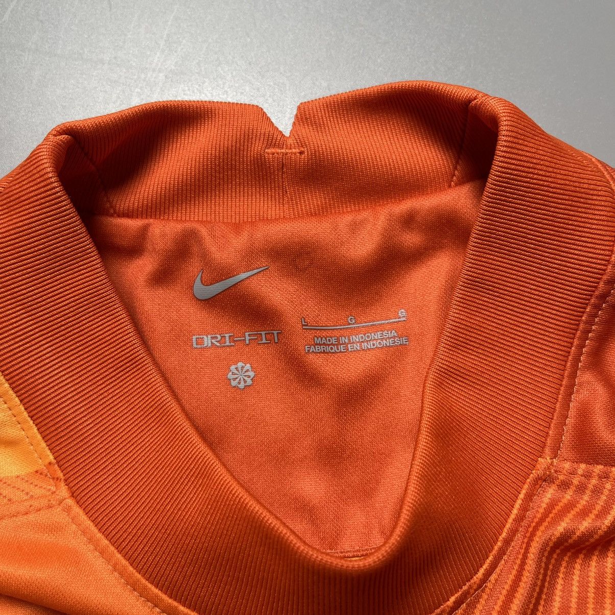 Nike BARCELONA NIKE 2021/2022 FOOTBALL GK JERSEY #1 TER STEGEN Size US L / EU 52-54 / 3 - 8 Thumbnail