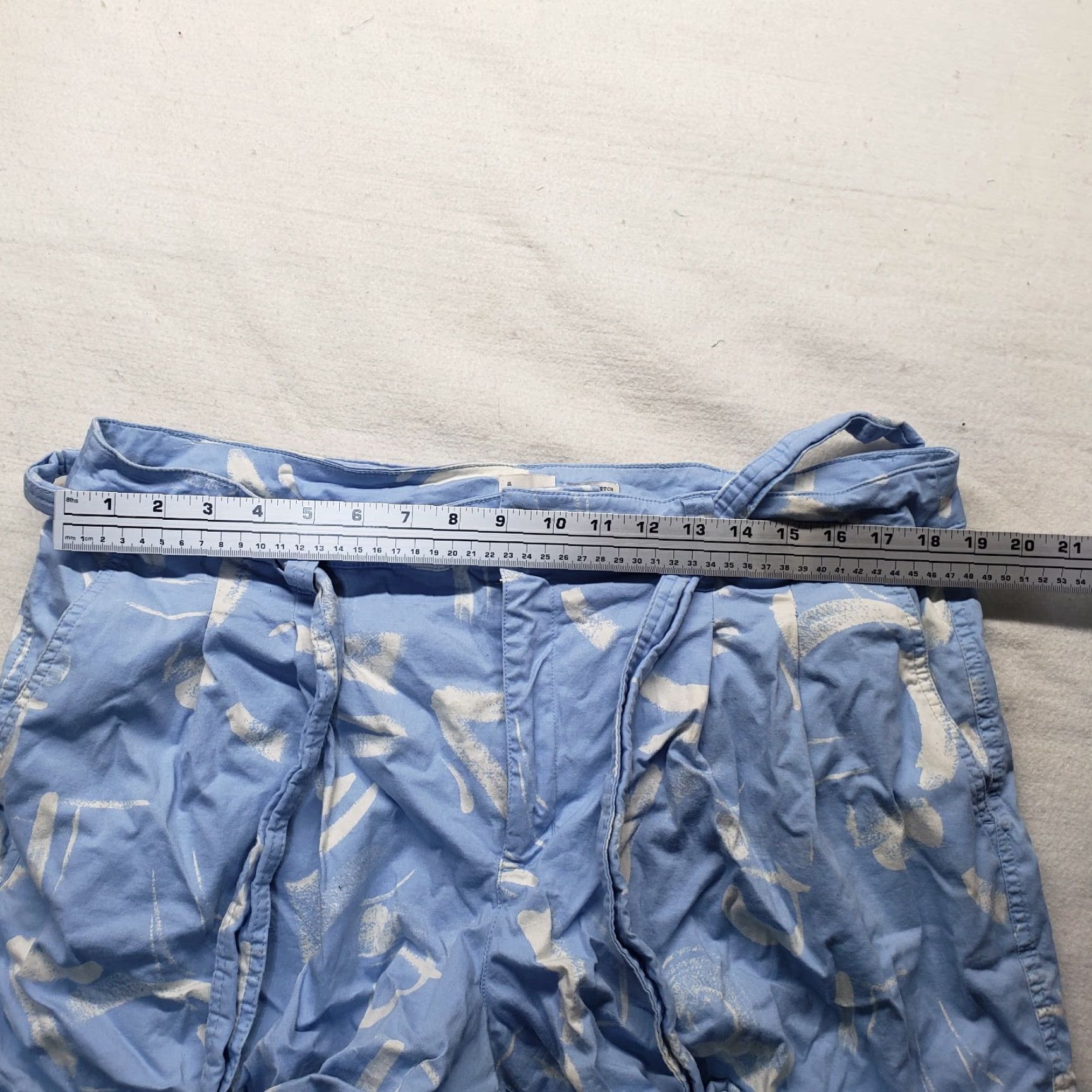 Vintage A NEW DAY Blue Pleated Comfort Stretch Midi Chino Shorts Women's Plus Size 18 Size 40" / US 18 - 4 Thumbnail