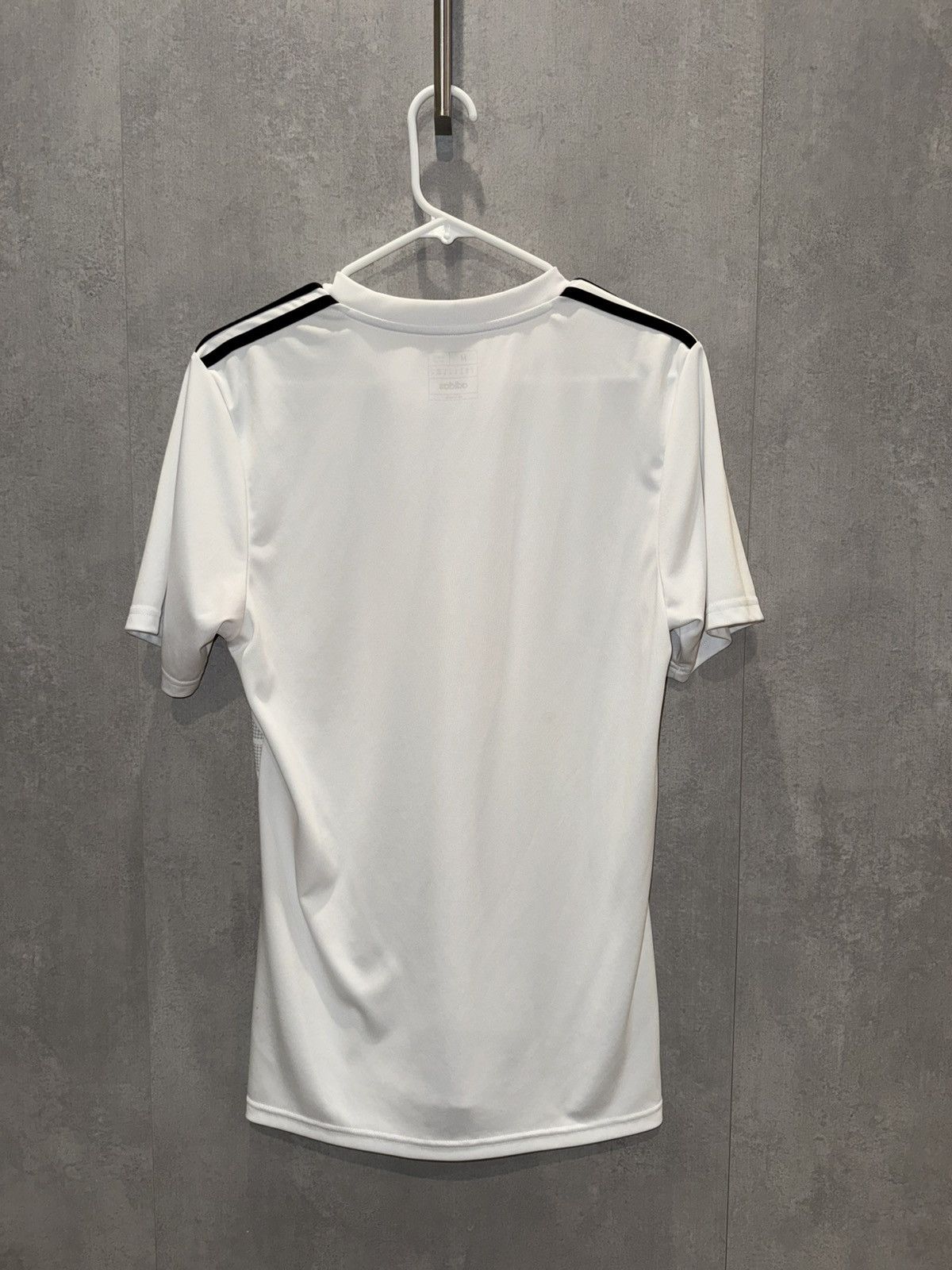 Adidas Men’s Adidas White Geometric Pattern Training Jersey Size US M / EU 48-50 / 2 - 5 Thumbnail