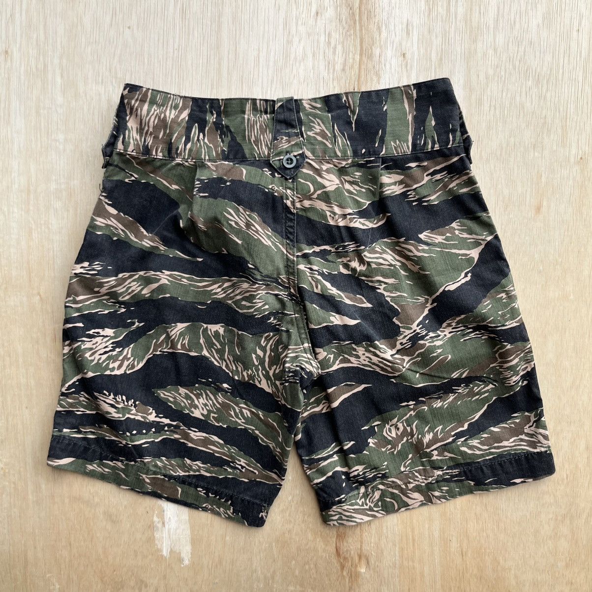 Beams Plus BEAMS BOYS CAMO TIGER STRIPES GURKHA SHORT Size 28" / US 6 / IT 42 - 4 Thumbnail
