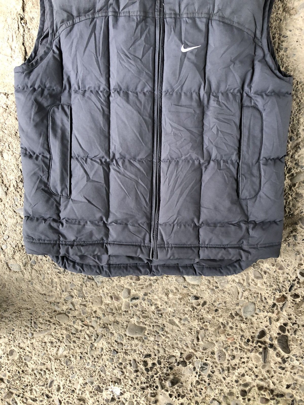 Nike × Vintage Y2k Vintage Nike Grey Vest Swoosh Logo Puffer Size US S / EU 44-46 / 1 - 3 Thumbnail