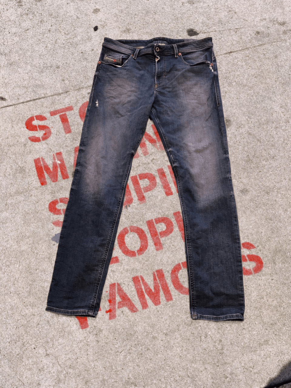 DIESEL THOMMER-T Men’s Blue Denim Jeans Classic Fit