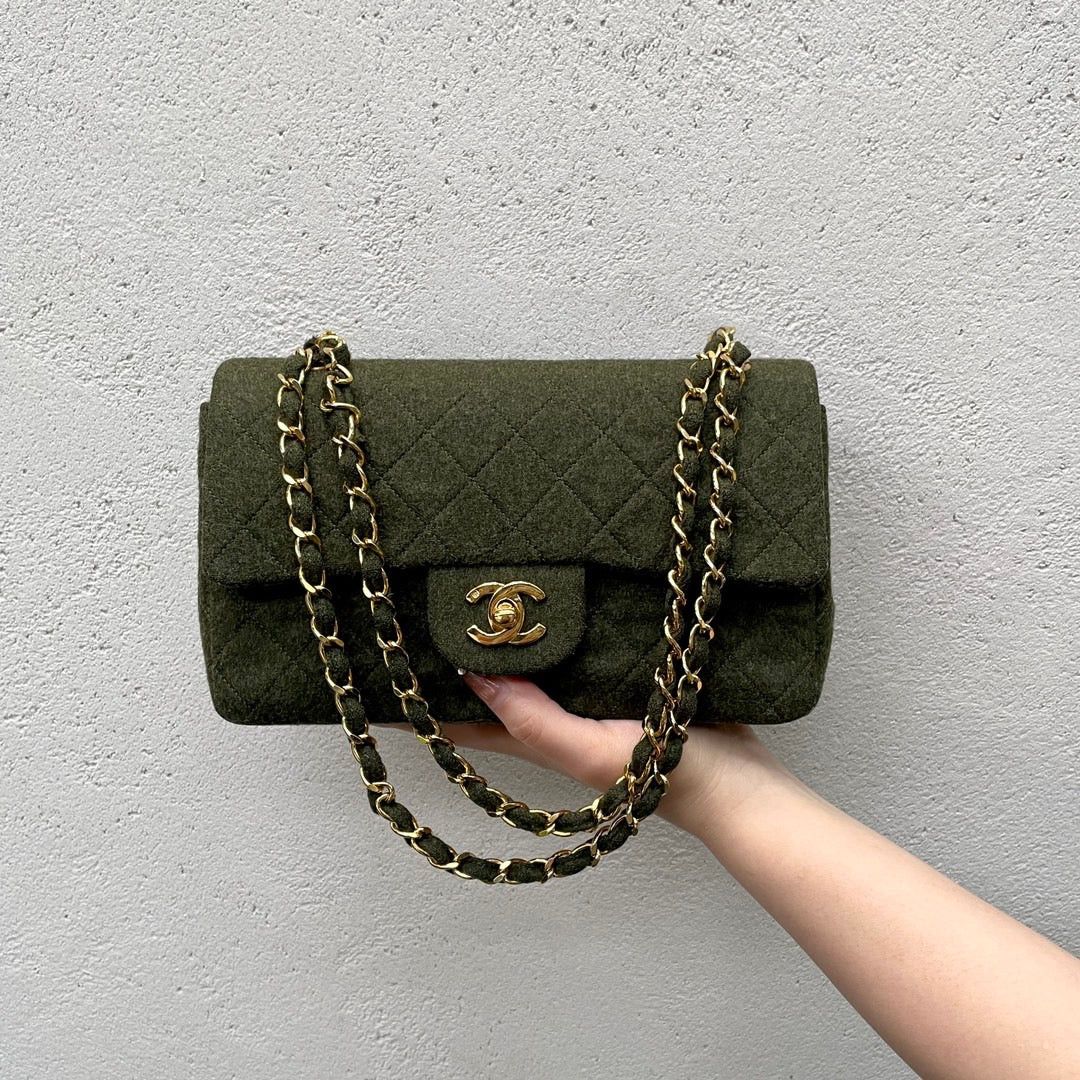Chanel Chanel Matelasse Classic Flap 23 Wool Green Ghw Size ONE SIZE - 1 Thumbnail