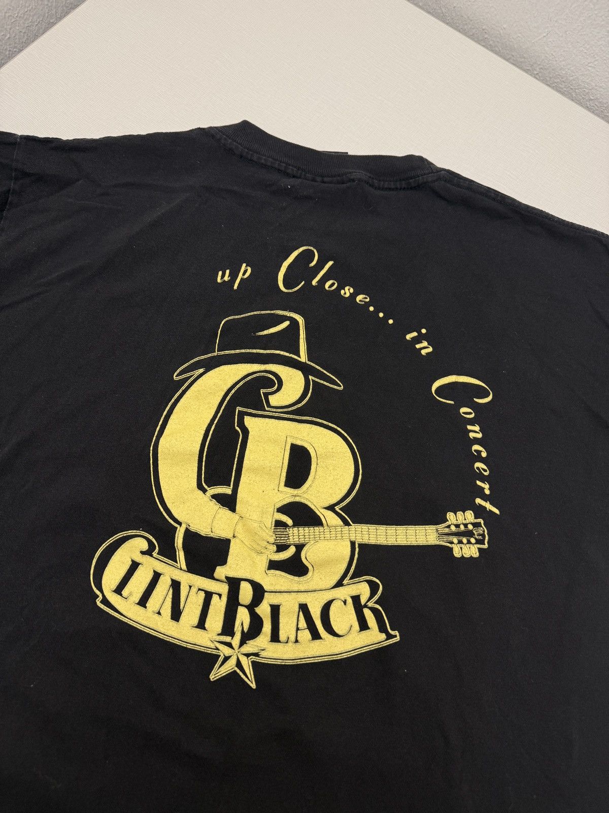 Giant Vintage 90s Clint Black Up Close In Concert Tshirt L Country Size US L / EU 52-54 / 3 - 8 Thumbnail