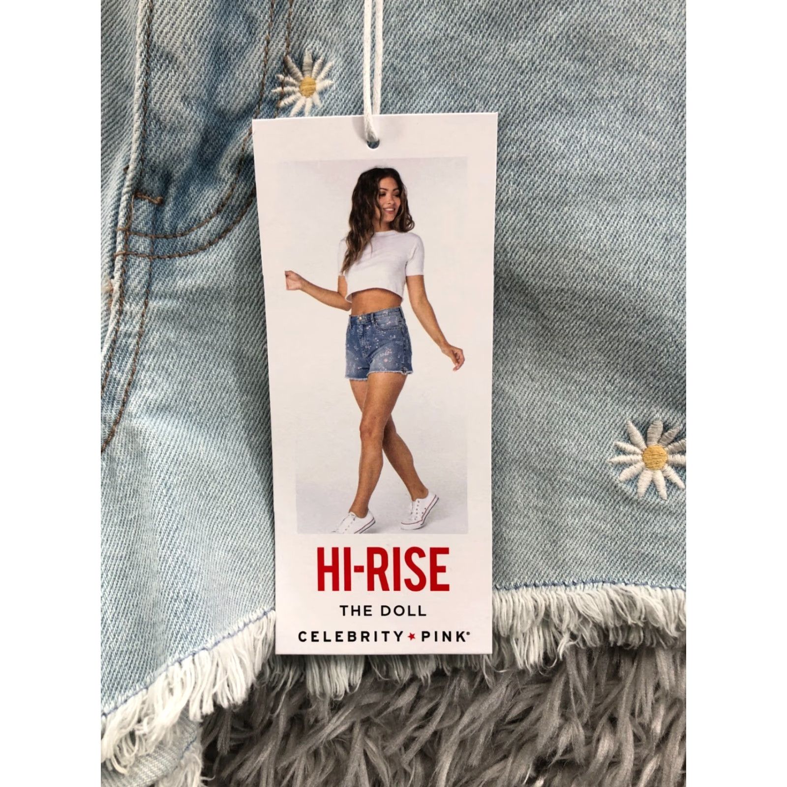 Vintage VINTAGE Celebrity Pink The Doll High Rise Shorts Juniors Size 5 Blue Light Wash Denim 5-Pocket Design Women Girls Mens Size 27" / US 4 / IT 40 - 4 Thumbnail