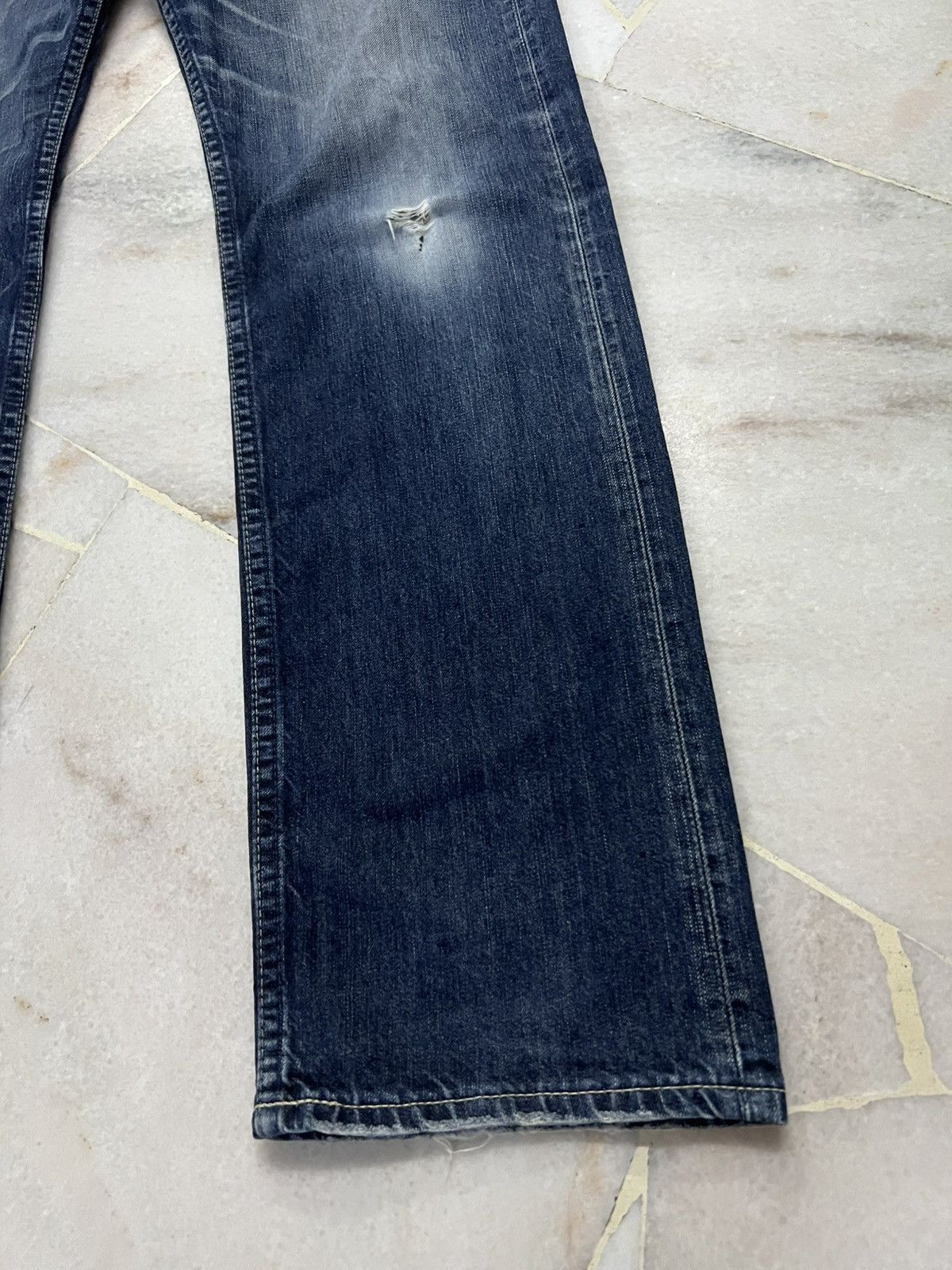 Jean × Levi's × Vintage 💥Vintage Levis 202 Distressed Faded Blue Jeans Size US 33 - 4 Thumbnail