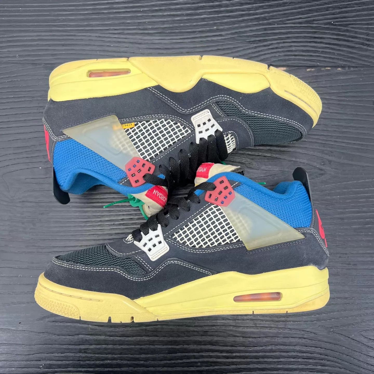 Nike AJ4 Union Black Blue Size 43 Like New Size US 10 / EU 43 - 2 Thumbnail