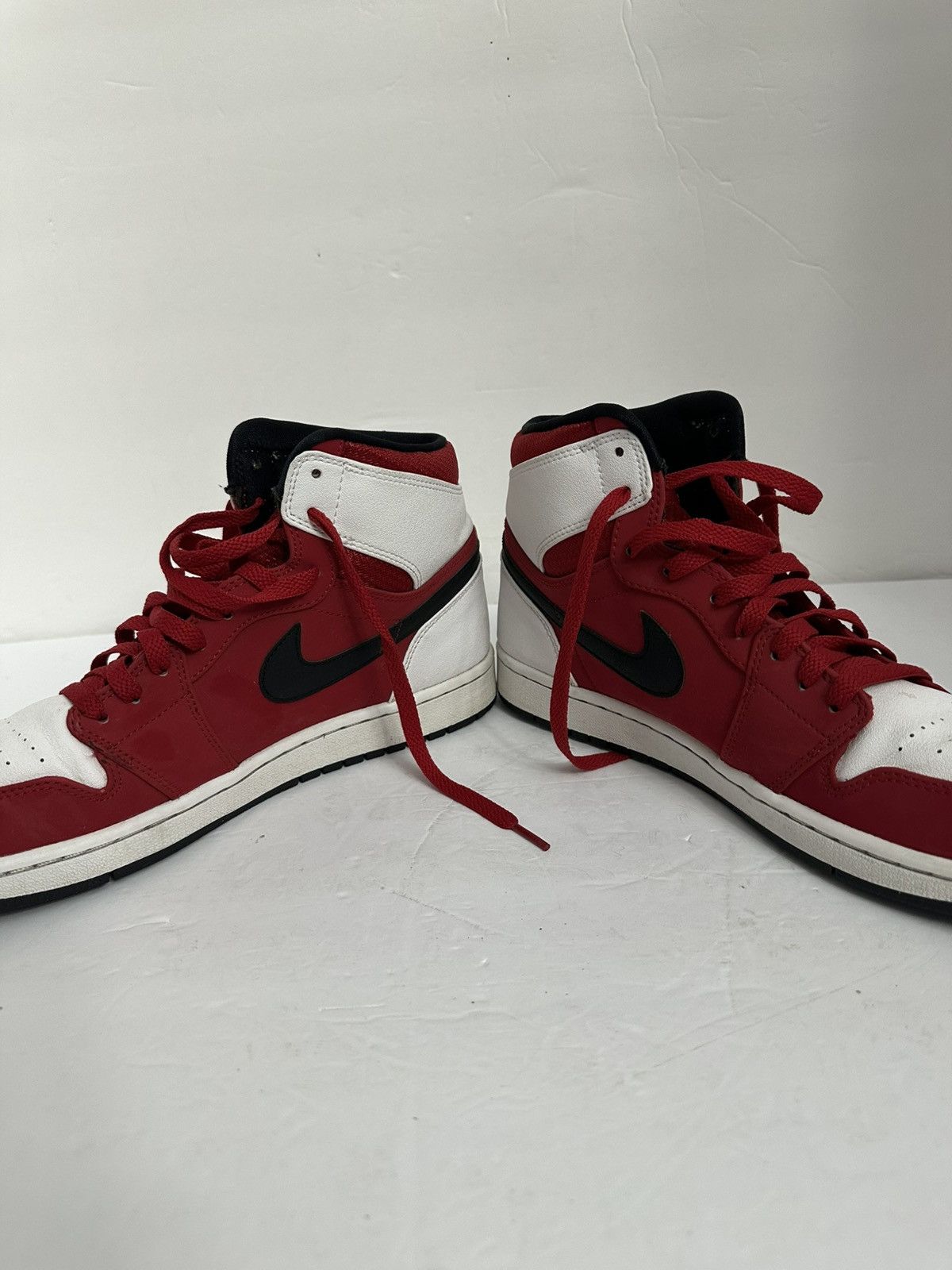 Nike Air Jordan 1 Retro Mid Size US 10.5 / EU 43-44 - 6 Thumbnail