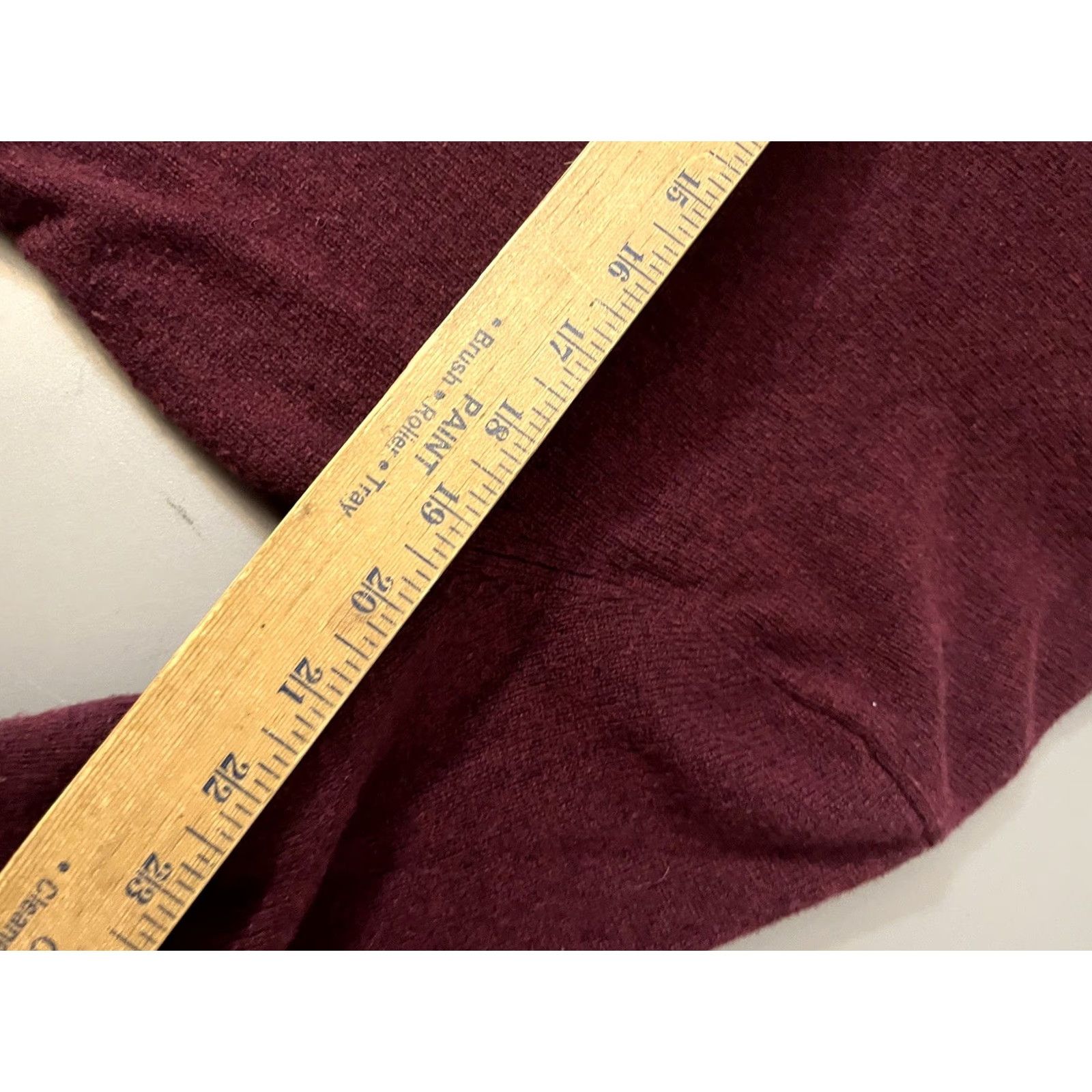 J.Crew J.Crew Rugged Merino Wool Half-Zip Sweater M Maroon Mens Pullover 1/2 Zip Knit Nylon Wool Merino Wool Long Sleeve High Neck Zip Accents Solid Vintage Size US M / EU 48-50 / 2 - 6 Thumbnail