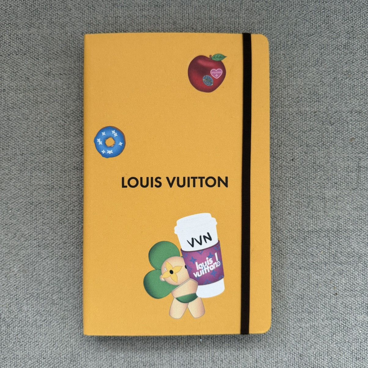 Louis Vuitton Limited Edition LV NYC notebook Size ONE SIZE - 1 Thumbnail