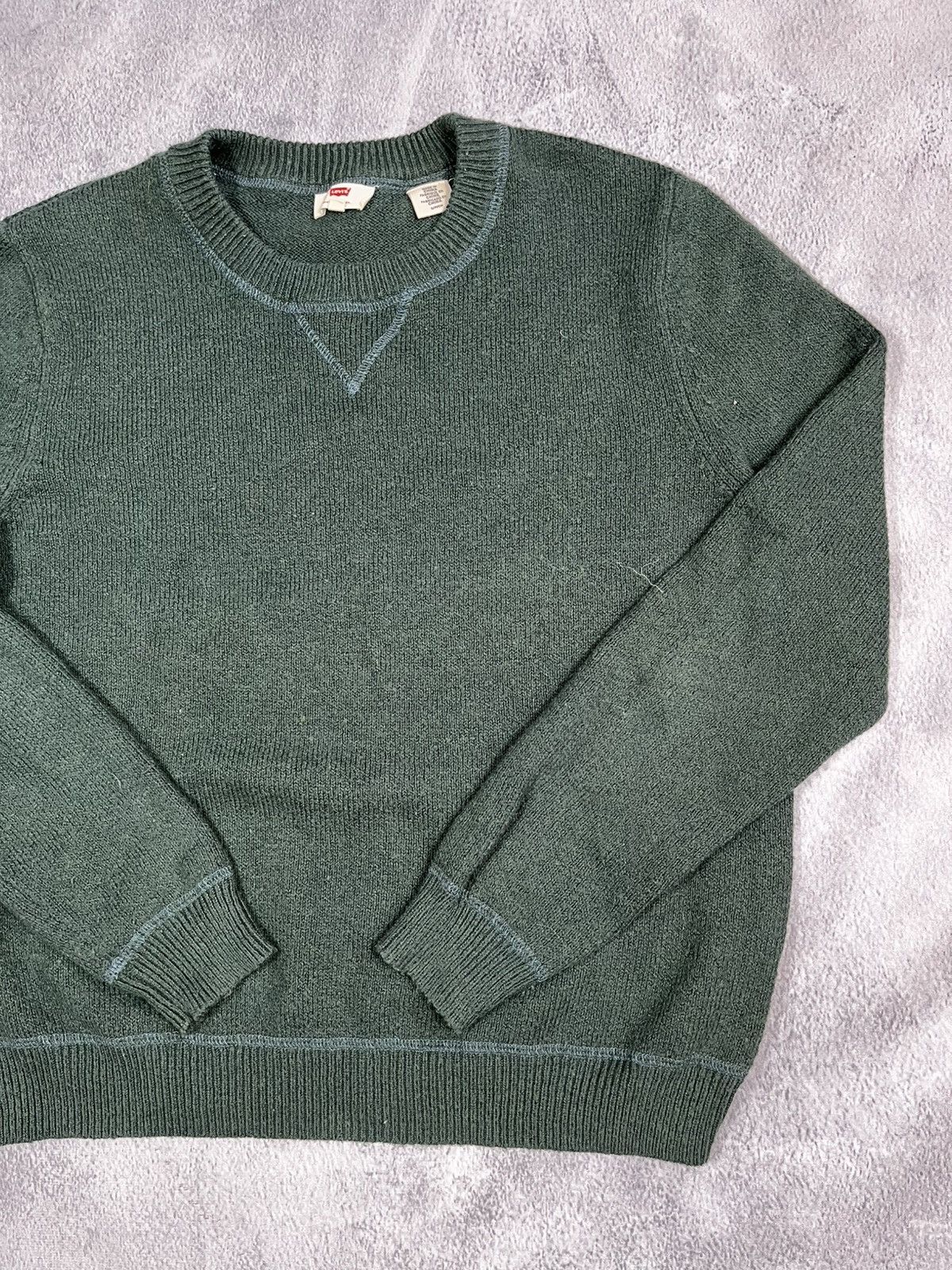 Levi's × Vintage Vintage Y2K Levi’s sweater oldmoney style size S Size US S / EU 44-46 / 1 - 3 Thumbnail