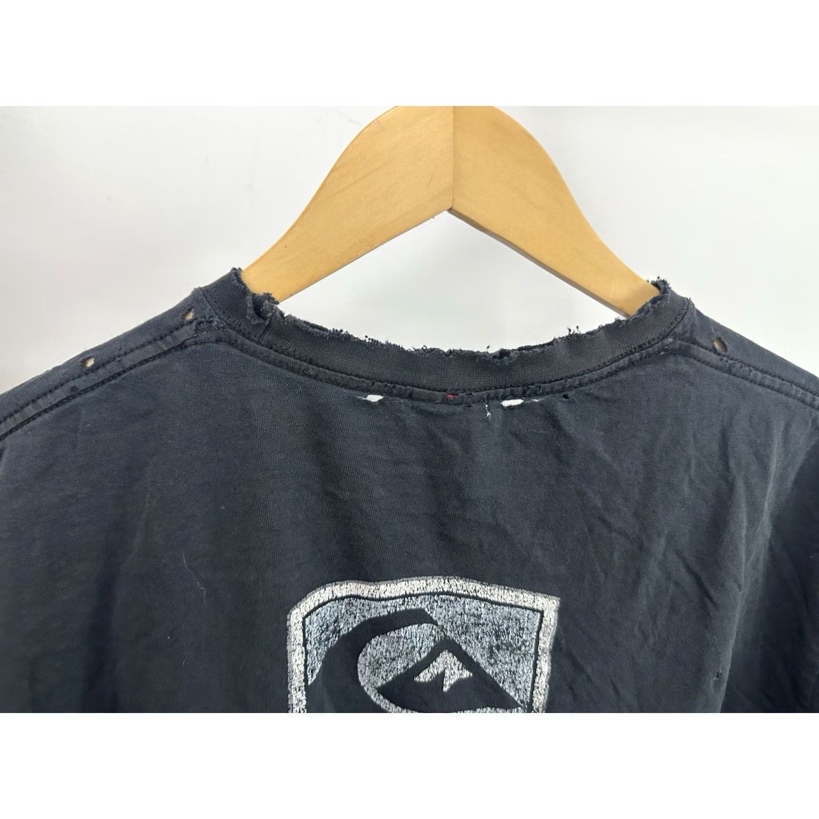 Quiksilver VTG Quiksilver T-Shirt M Black Distressed Faded Worn Short Sleeve Mens Size US M / EU 48-50 / 2 - 7 Thumbnail
