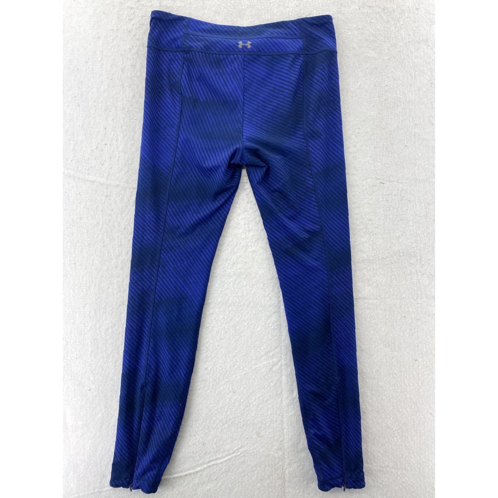 Under Armour Under Armour Womens M Yoga Pants Multicolor Blue Purple Activewear Pants M Womens Blue Multicolor Yoga 90s/2000s Compression Activewear Mens Women? Size 32" / US 10 / IT 46 - 7 Thumbnail