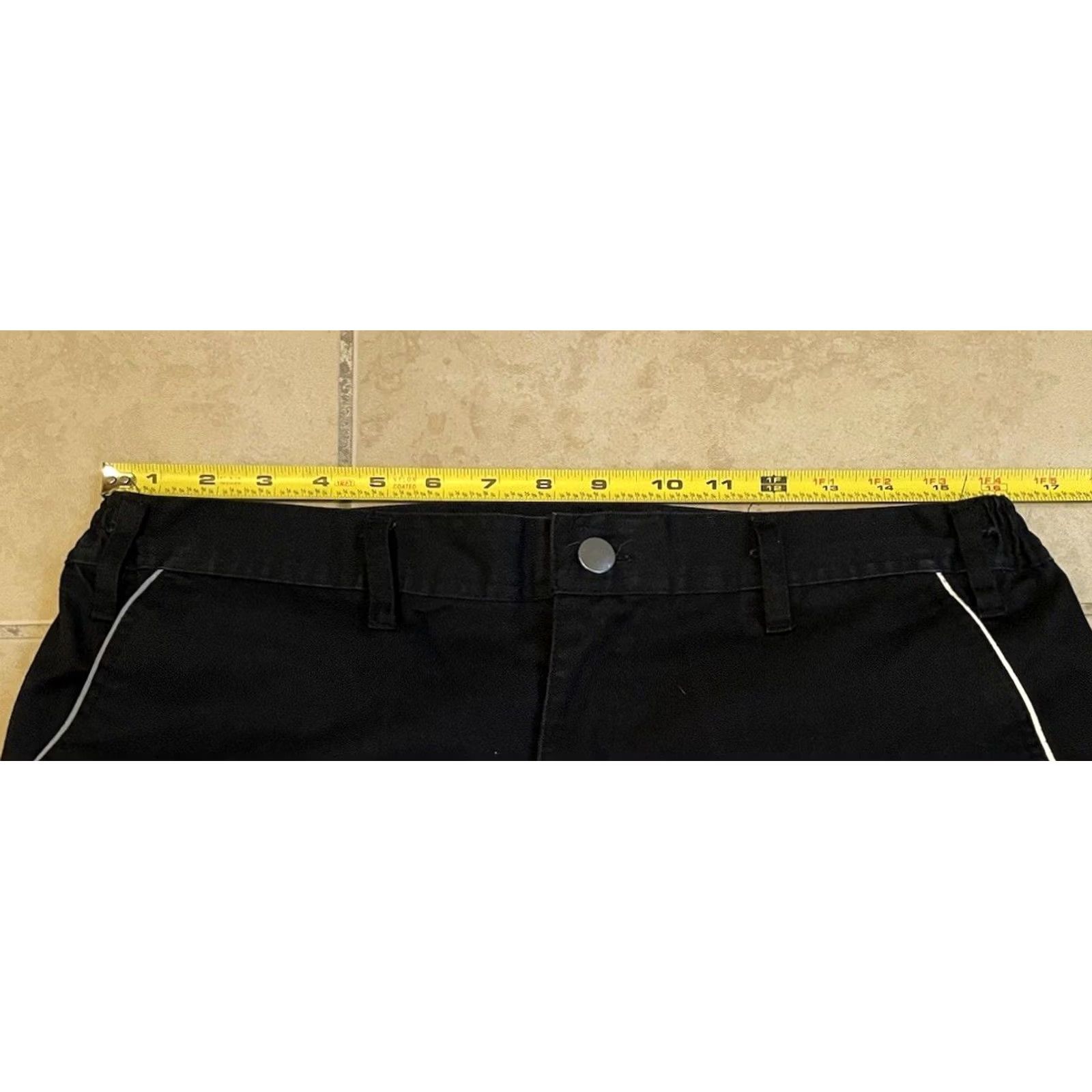 Vintage VINTAGE Swissport Reflective Cargo Pants 34 Men Jeans Black Wide-Leg 80s 90s Grunge Skate Rave Rock Punk Baggy Jnco Big Pockets Size US 34 / EU 50 - 6 Thumbnail