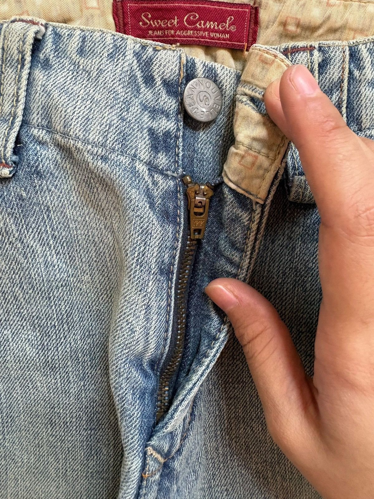 Japanese Brand Vintage Japanese Brand Mud Wash Spiral Leg Buckle Flare Jean Size US 30 / EU 46 - 3 Thumbnail