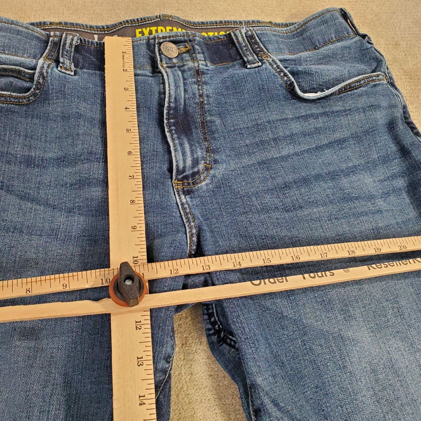 Lee Lee Jeans Mens 38x29 Blue Straight Fit Tapered Leg Extreme Motion Stretch Faded Jeans Mens 38 Blue Denim Cotton Logo Pockets Vintage No Size US 38 / EU 54 - 4 Thumbnail