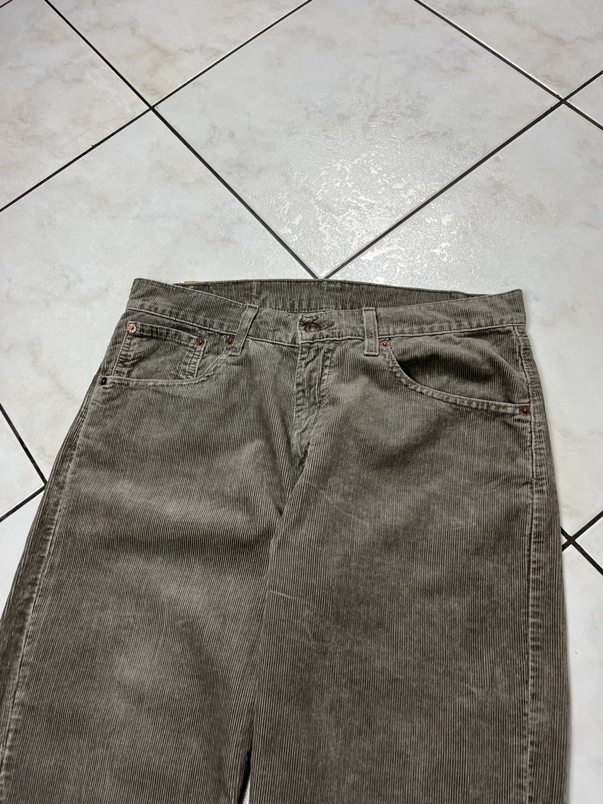 Levi's × Vintage Vintage Levi’s 751 corduroy velvet regular pants trousers Size US 32 / EU 48 - 3 Thumbnail