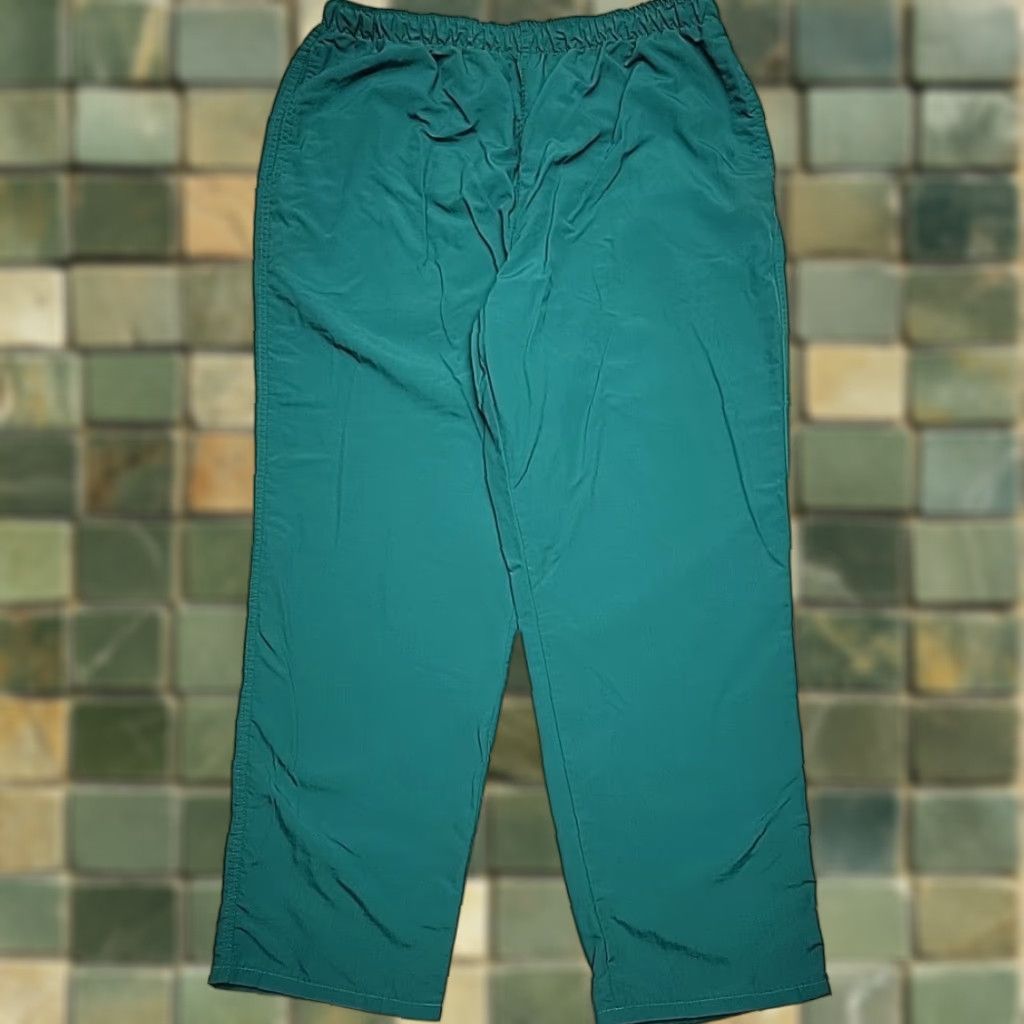 Lands' End VINTAGE Lands' End Track Pants Womens 20 Green Windbreaker Jogger Nylon 100% Elastic Drawstring USA Y2K Mens Womens Girls? Size 42" / US 20 - 1 Thumbnail