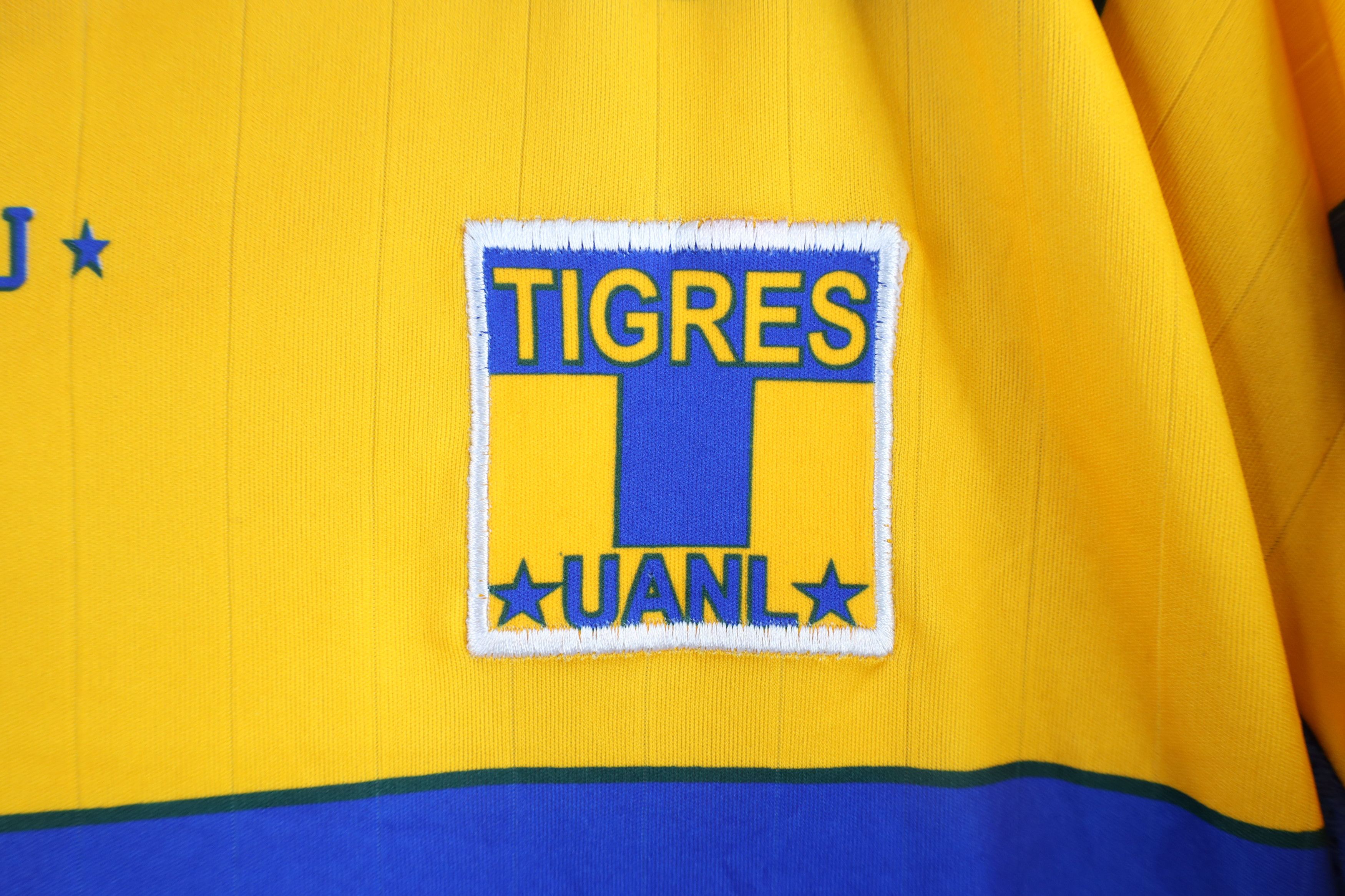 Vintage Vintage Short Sleeve Tigres UANL Soccer Jersey Football Liga Size US XL / EU 56 / 4 - 7 Thumbnail