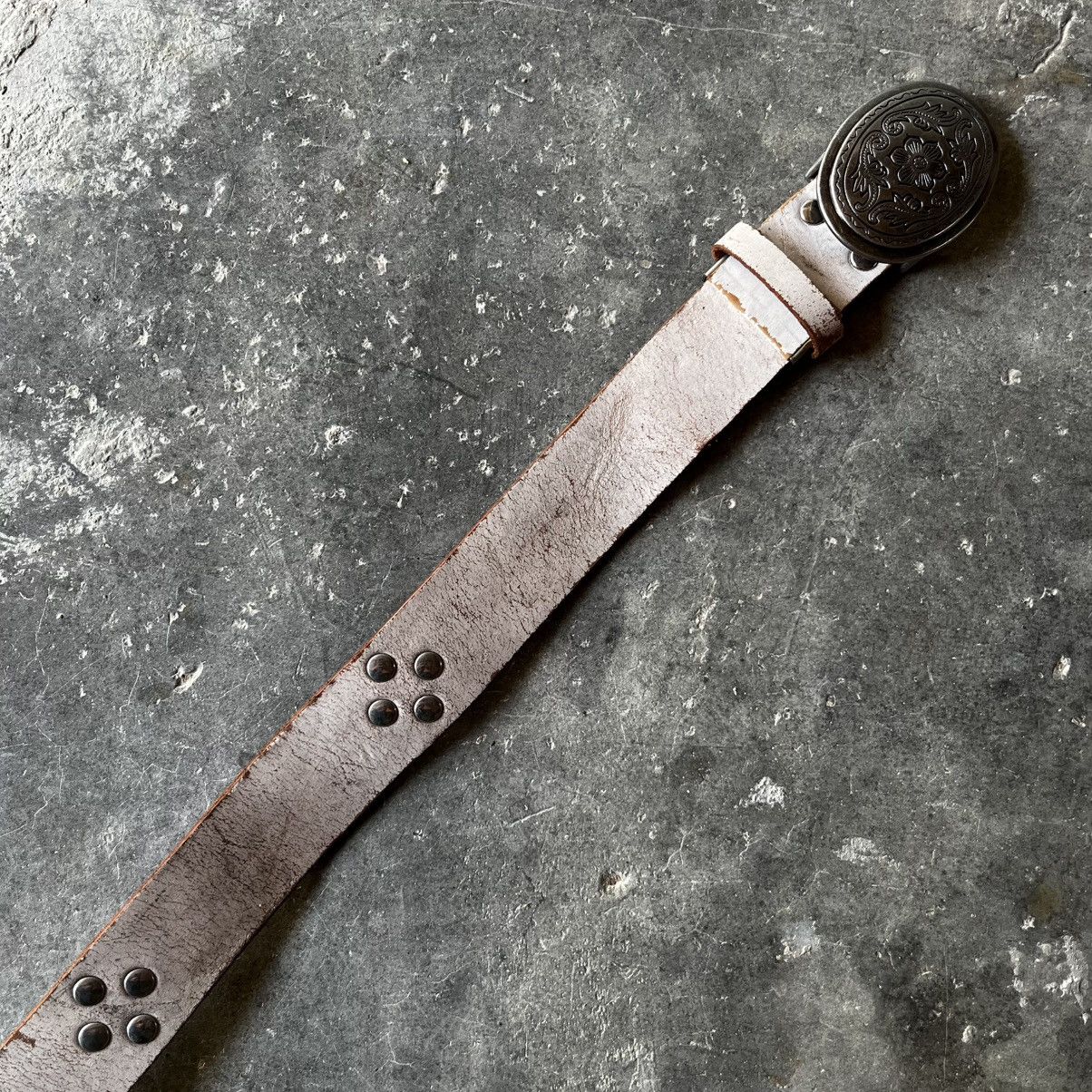 Levi's Vintage Clothing VINTAGE LEVI’S STUDDED LEATHER BELT Size 32 - 4 Thumbnail