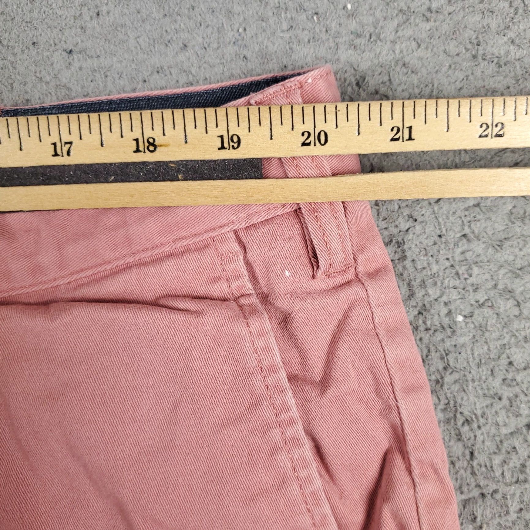 Nautica VINTAGE Nautica Men's Chino Shorts Waist 40 Red Casual Flat Front Cotton Size US 40 / EU 56 - 2 Thumbnail
