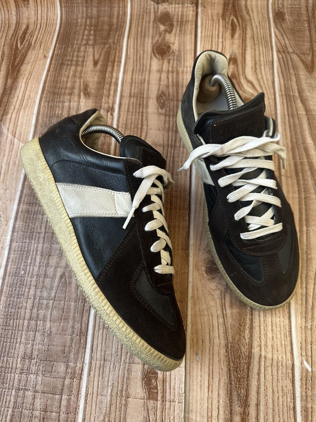 Maison Margiela Maison Margiela Archive Brown GAT Rare Vintage Size US 9 / IT 39 - 12 Thumbnail