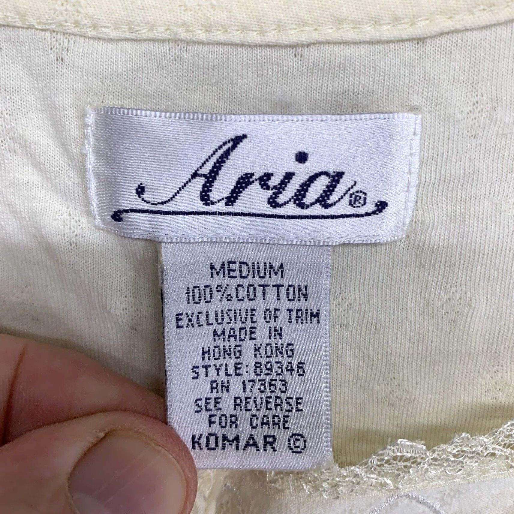 Ariat VINTAGE Aria Women’s Sleep Dress Medium 100% Cotton Light Yellow Embroidered Lace Short Sleeve Boat Neck 90s Cottage Size M / US 6-8 / IT 42-44 - 4 Thumbnail