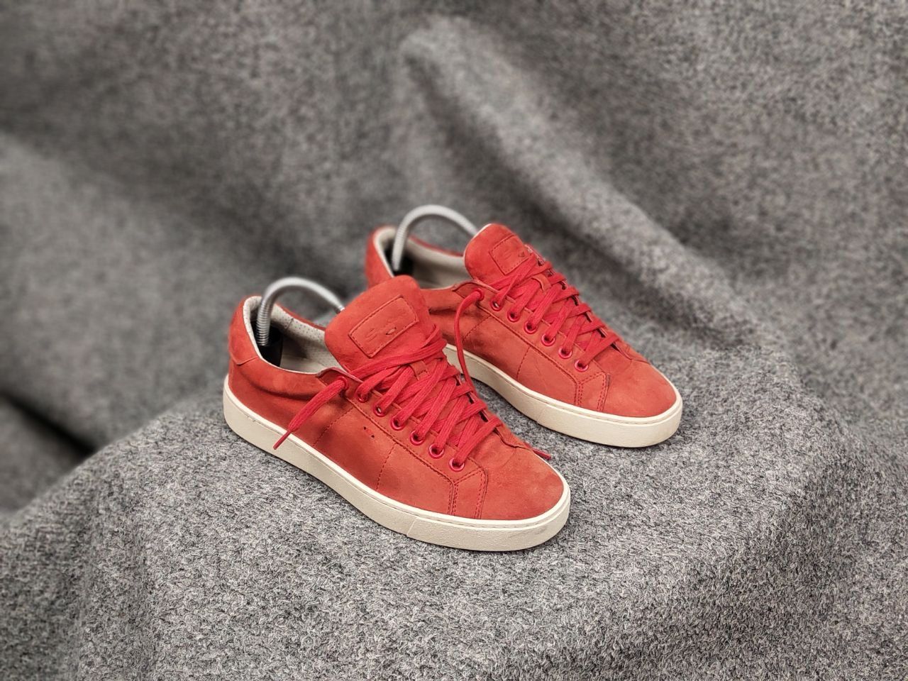 Santoni Santoni Design Orange women's Leather suede Classic Sneakers Size US 7 / IT 37 - 2 Thumbnail