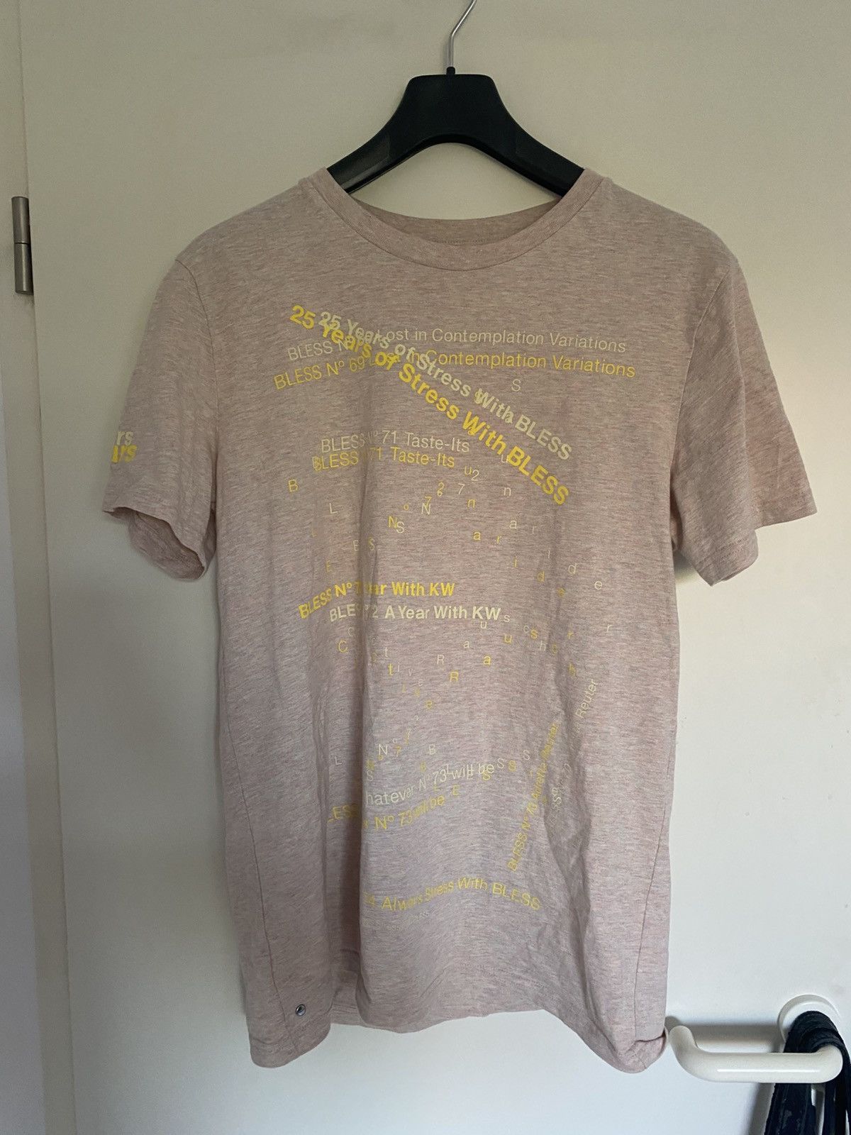 Bless Bless Service Nº75 Multicollection IV T-Shirt Size US S / EU 44-46 / 1 - 1 Thumbnail