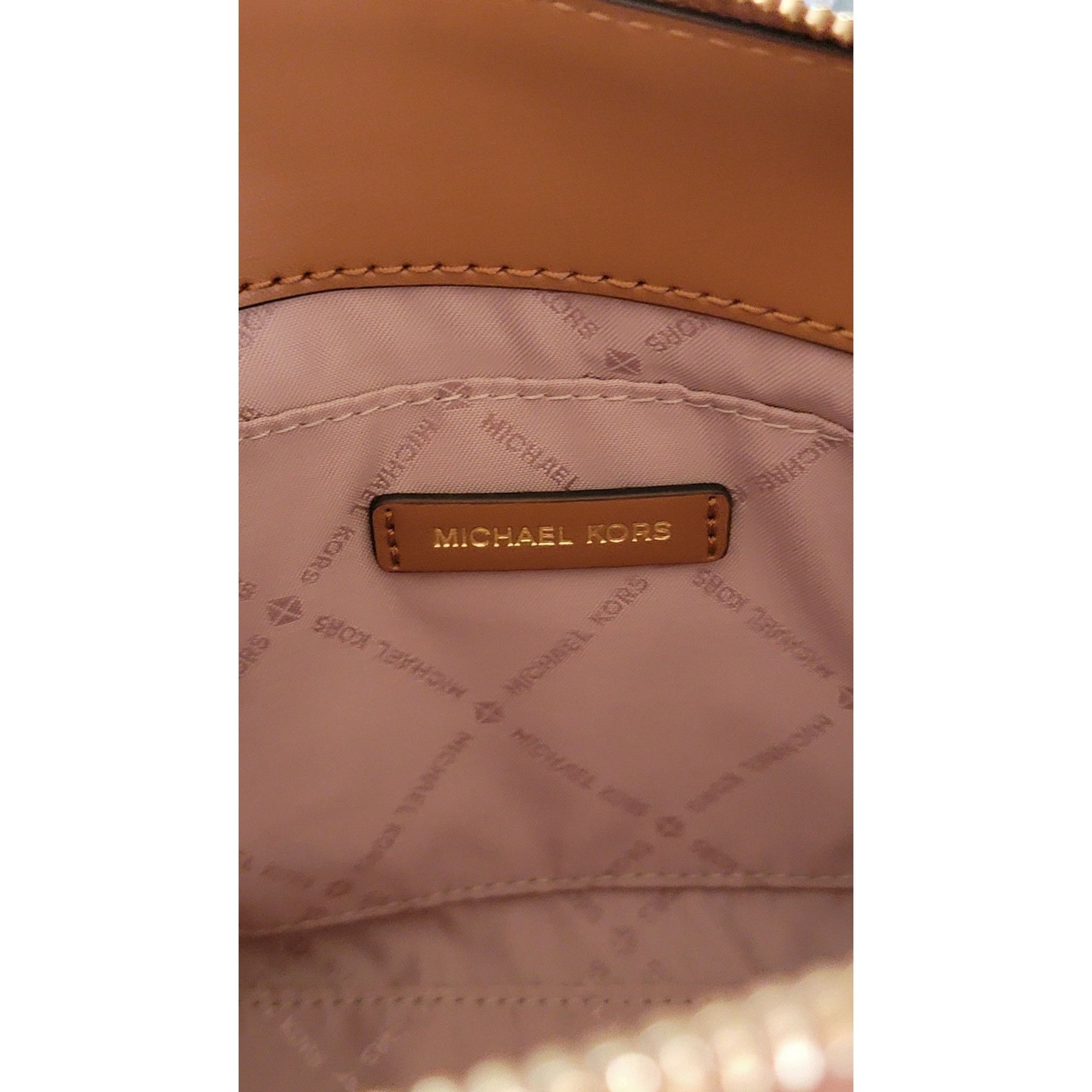 Michael Kors Michael Kors Marilyn Small Crossbody Bag Vanilla Acorn Size ONE SIZE - 7 Thumbnail