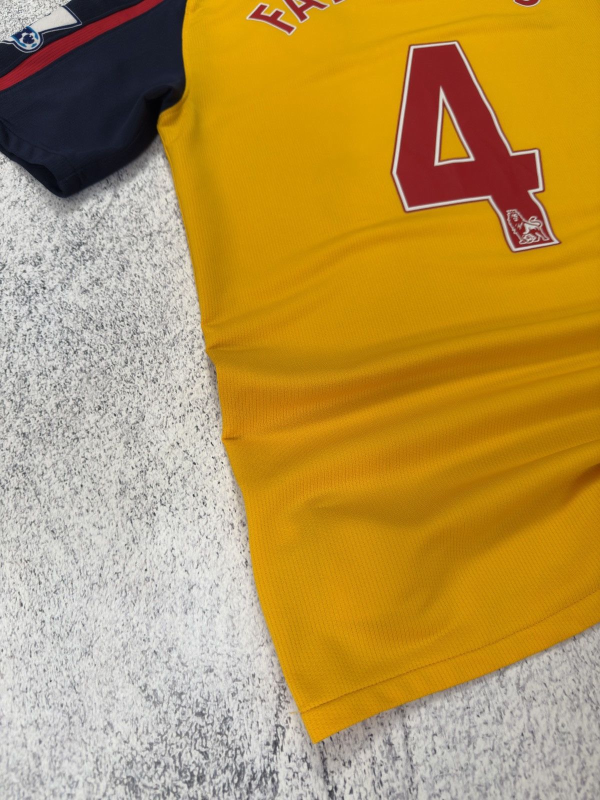 Nike Nike Arsenal 2008/09 #4 Fabregas Away Football Shirt Jersey Size US S / EU 44-46 / 1 - 4 Thumbnail
