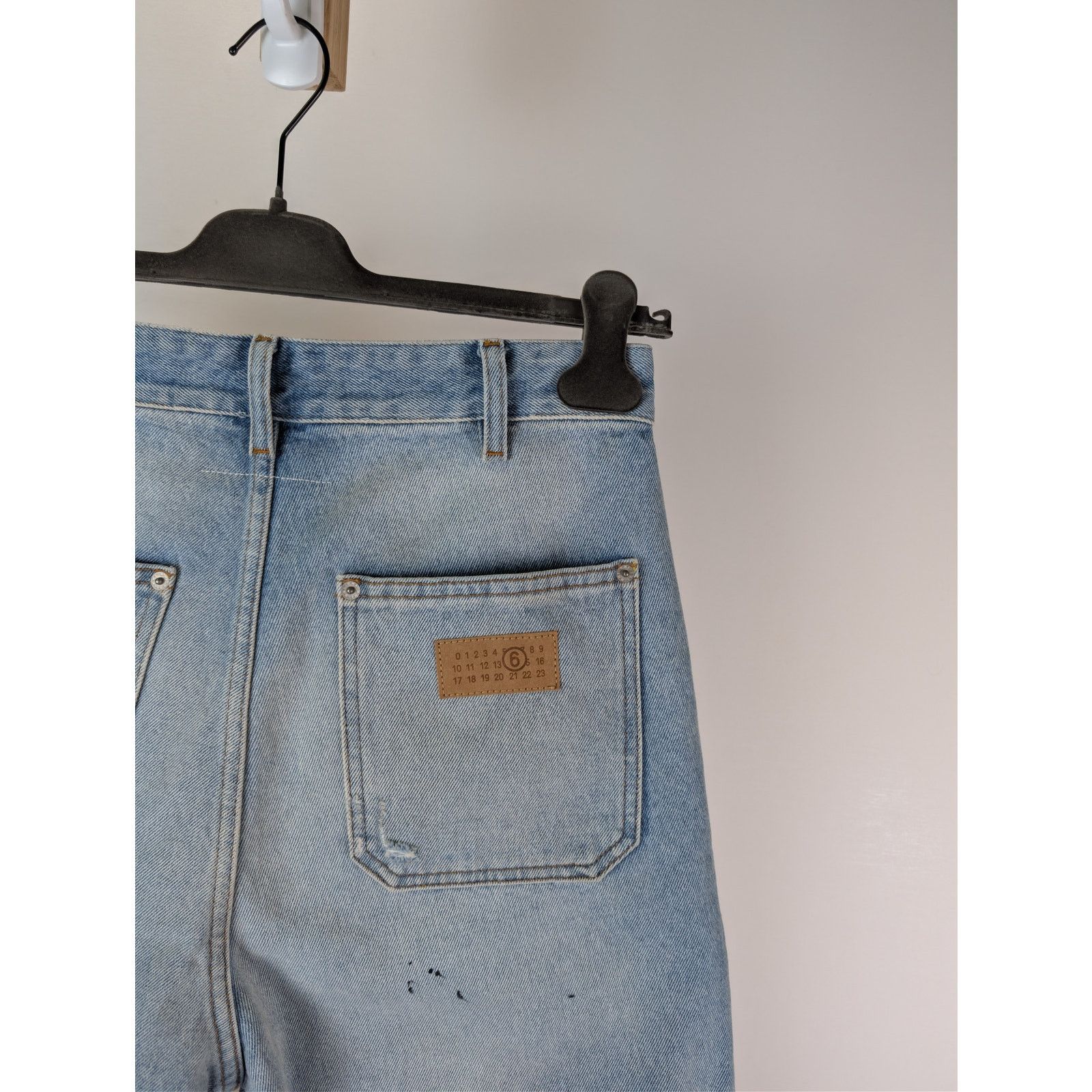 Maison Margiela o1rshd1 distressed straight-leg denim jeans blue used wash Size US 30 / EU 46 - 13 Thumbnail