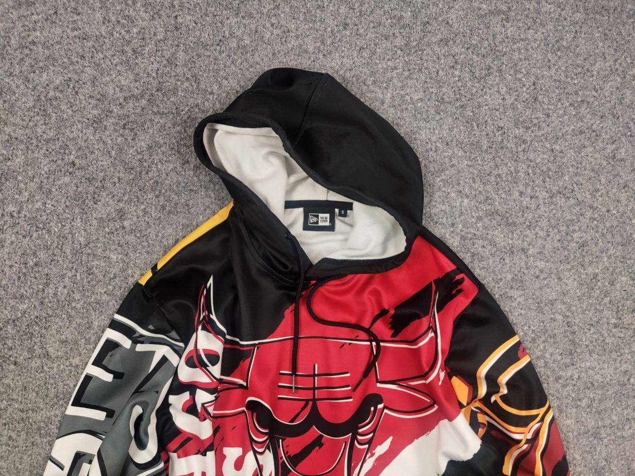 NBA New Era Tear Art Hoodie NBA Chicago Bulls Lakers Vintage Size US S / EU 44-46 / 1 - 4 Thumbnail
